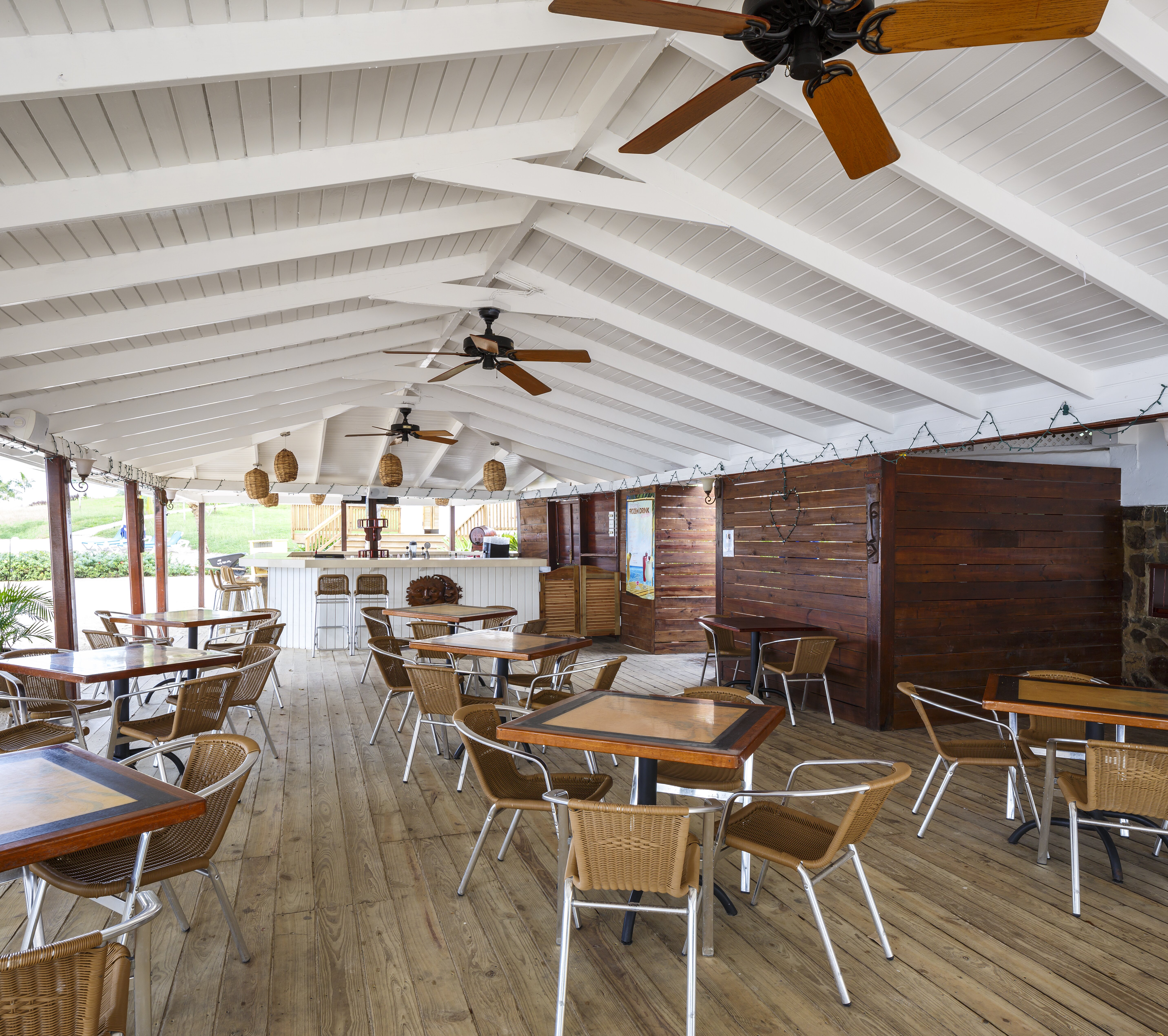 Windjammer Luxury Beachfront Villa - 3BD - Image 15
