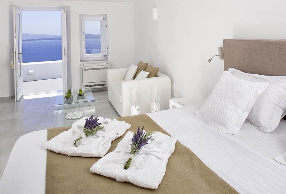 Canaves Oia Hotel & Suites - Image 6