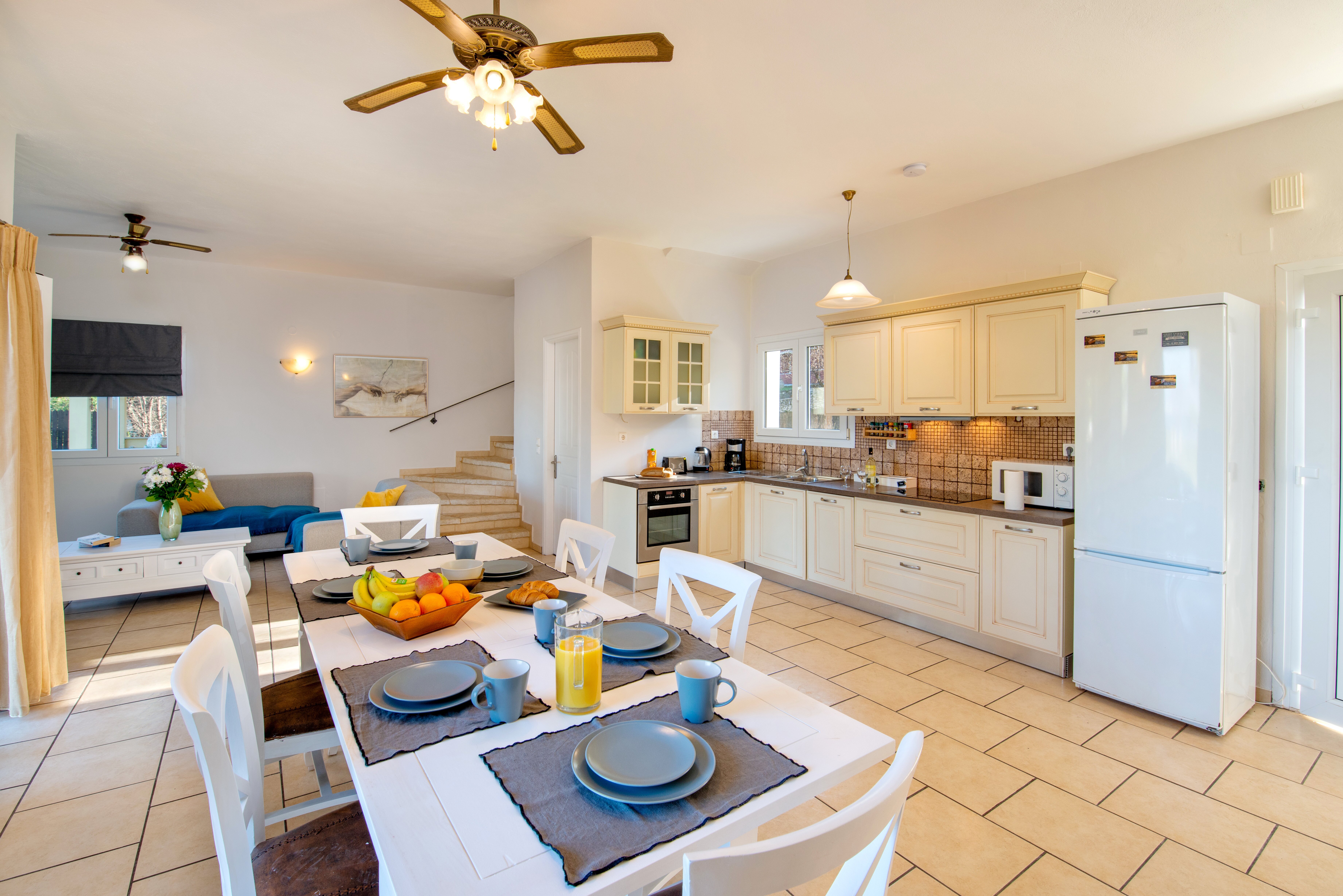 Ormos Beach House - Image 6