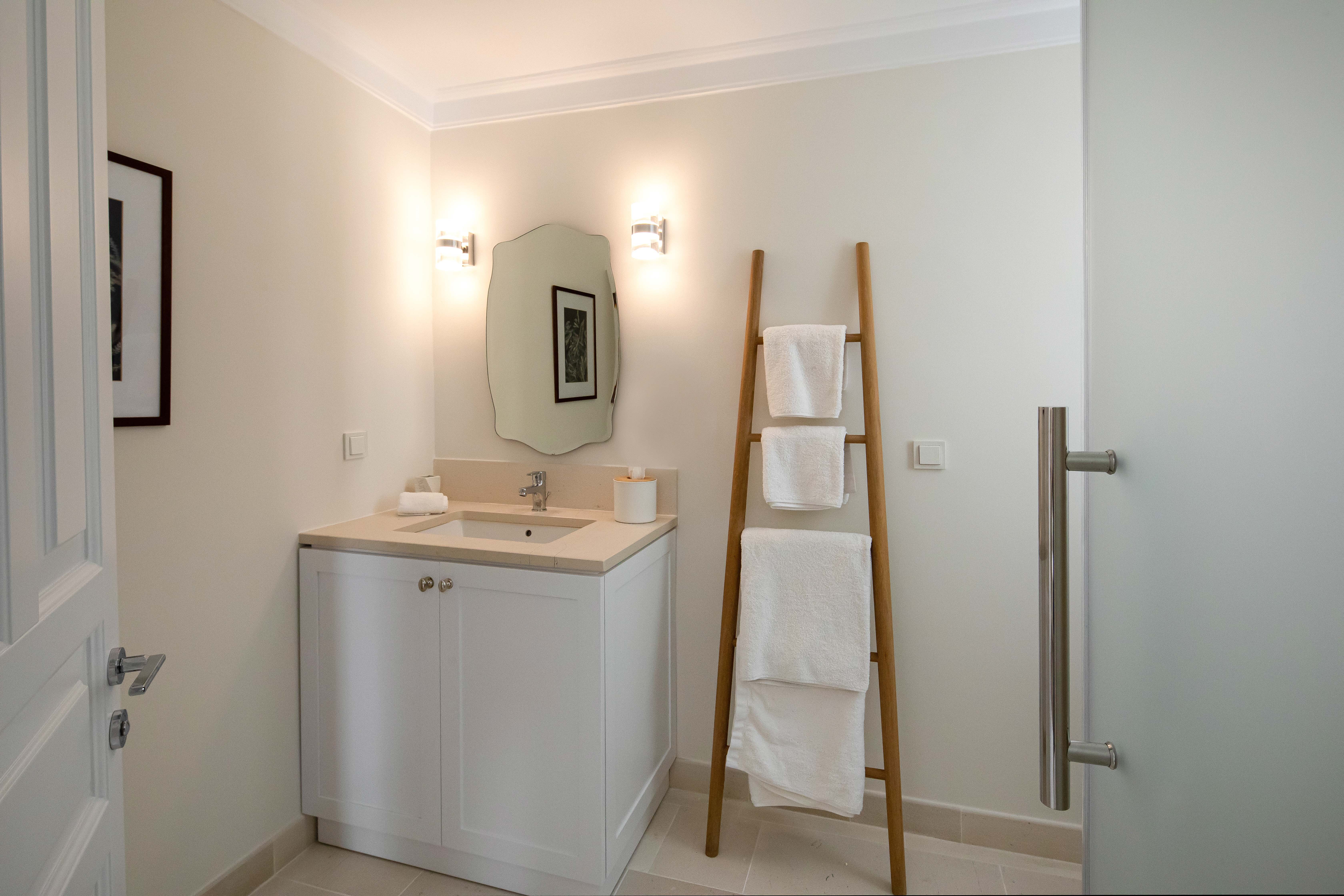 Villa Vinita - Image 17