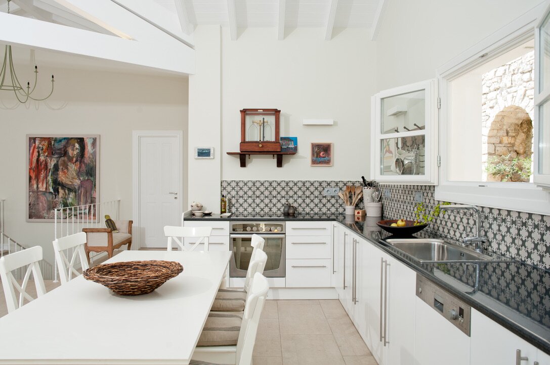 Nicoletta - Image 16