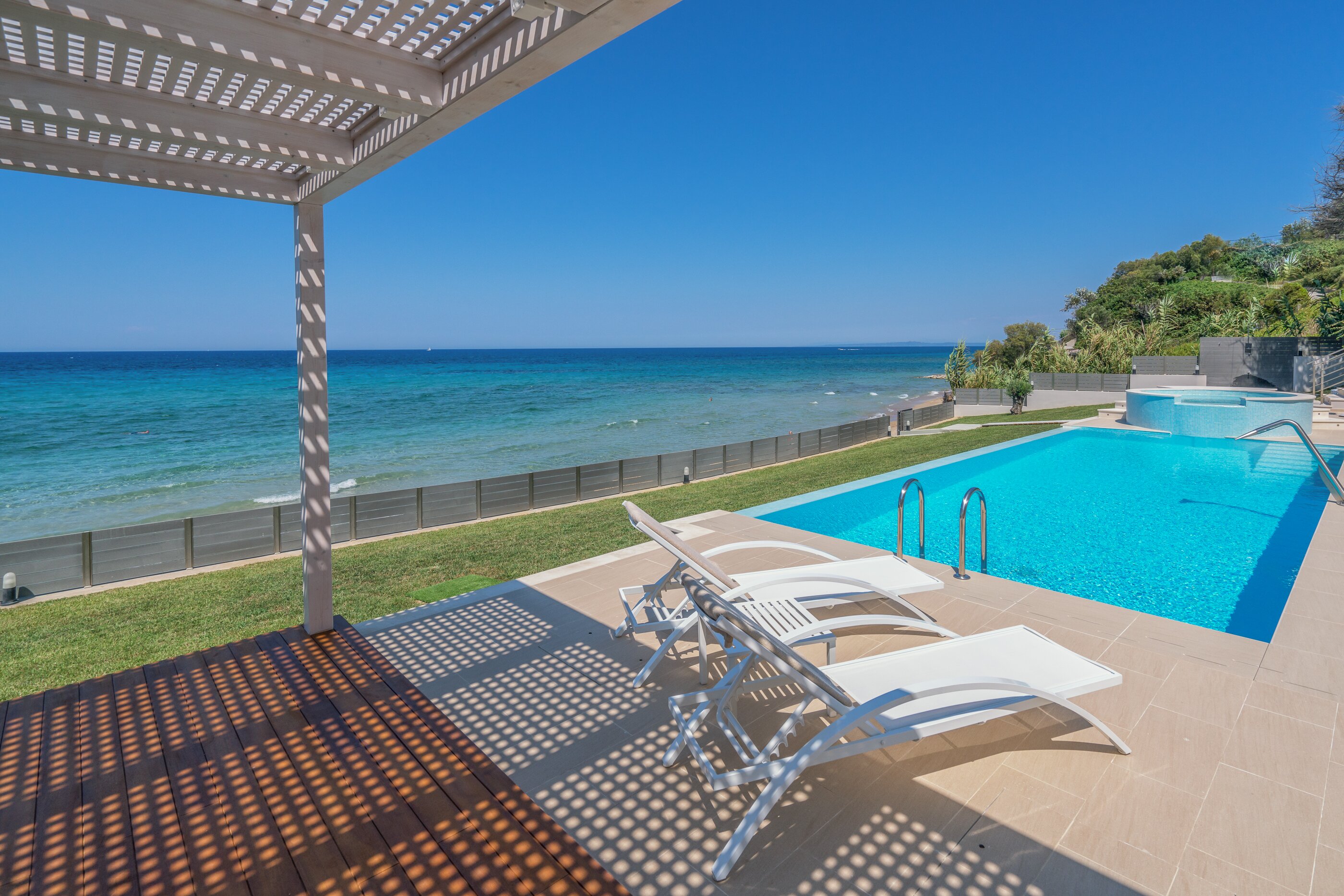 Peri Beach Villa - Image 5