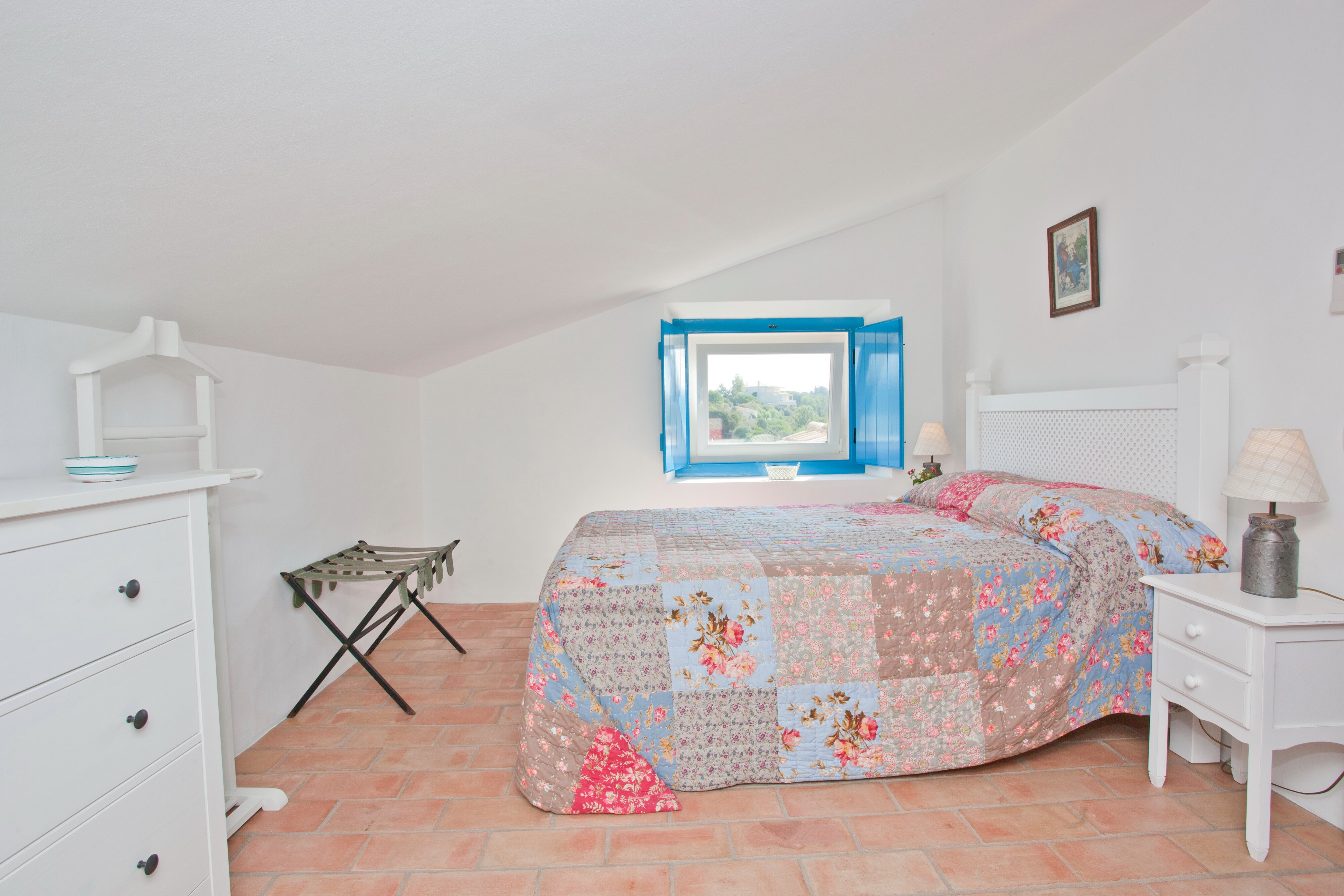 Beach Cottage - Image 10