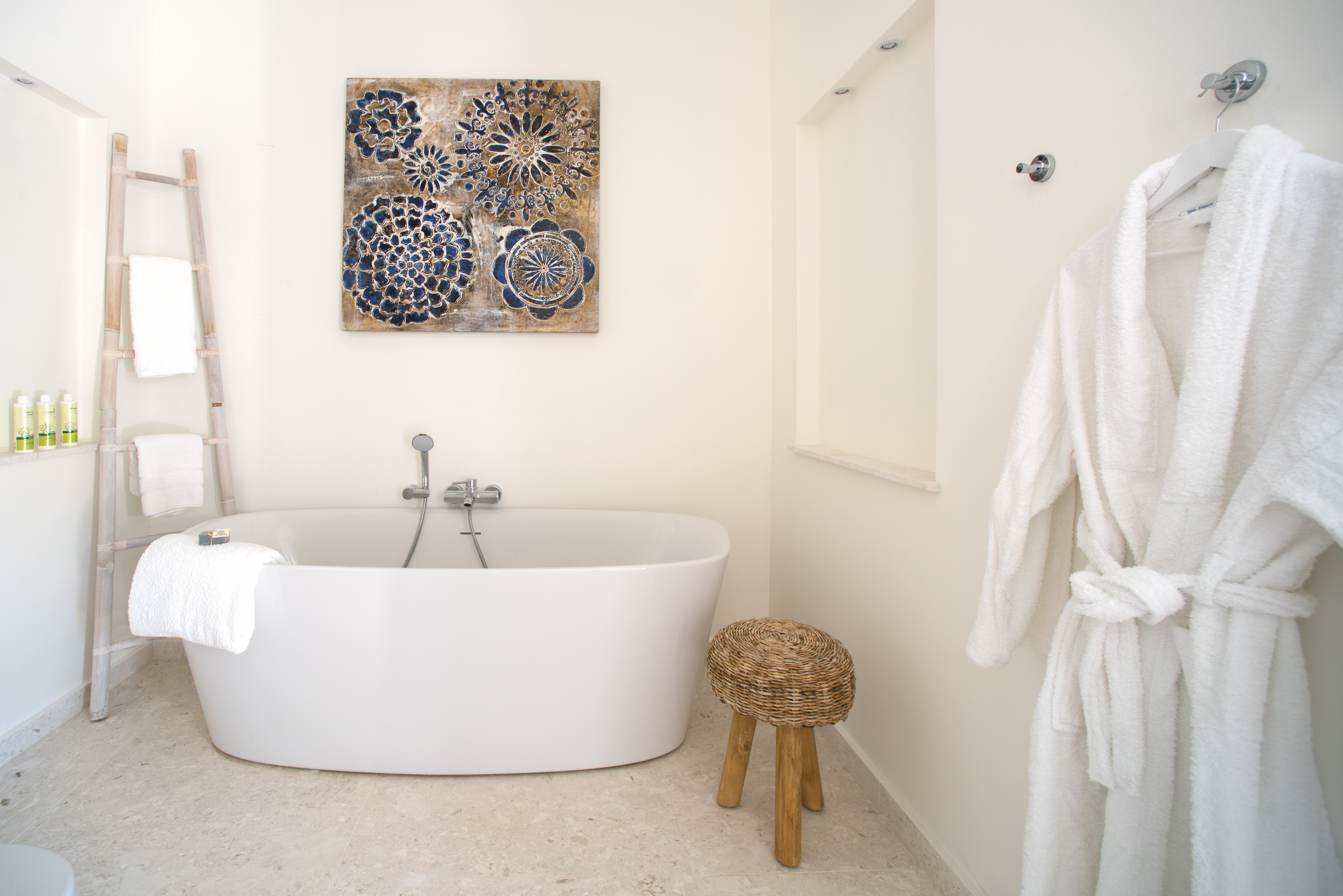 Pebble Bay - Image 11