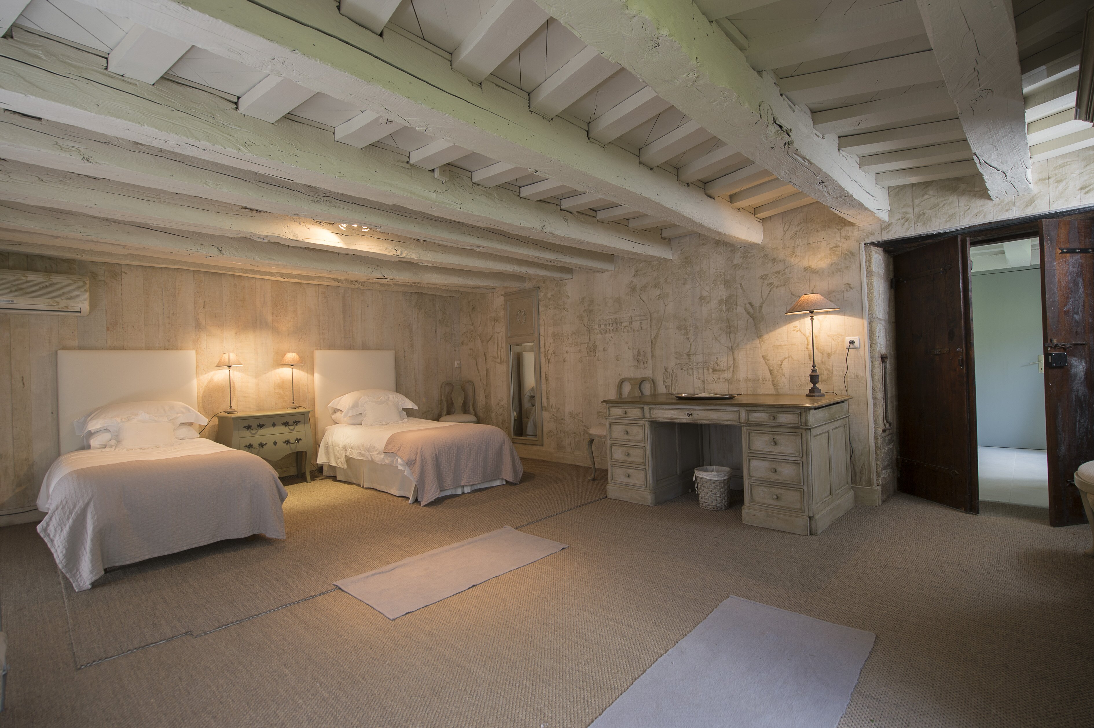 Le Chartreuse - Image 12