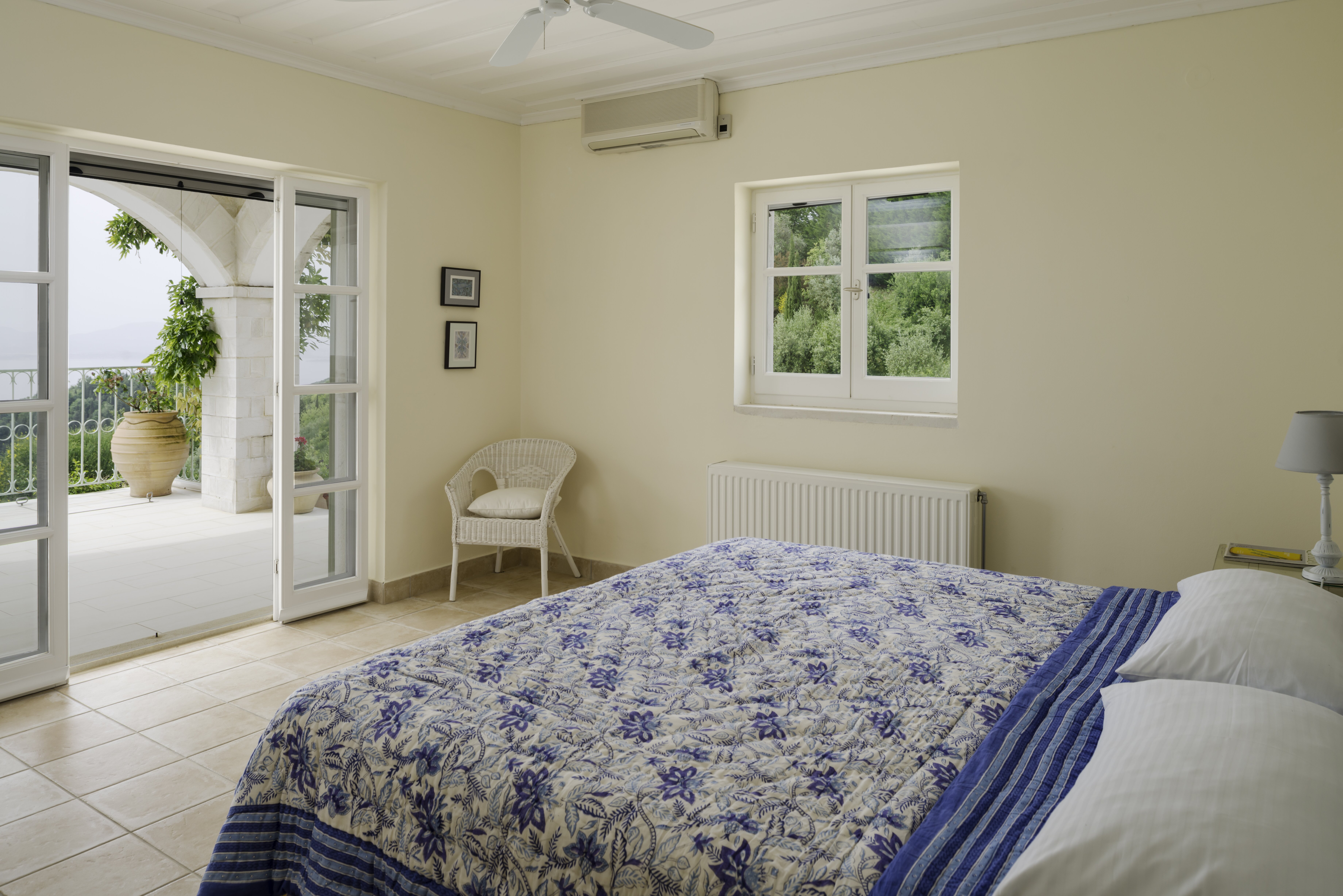 Omorfi Thea - Image 10