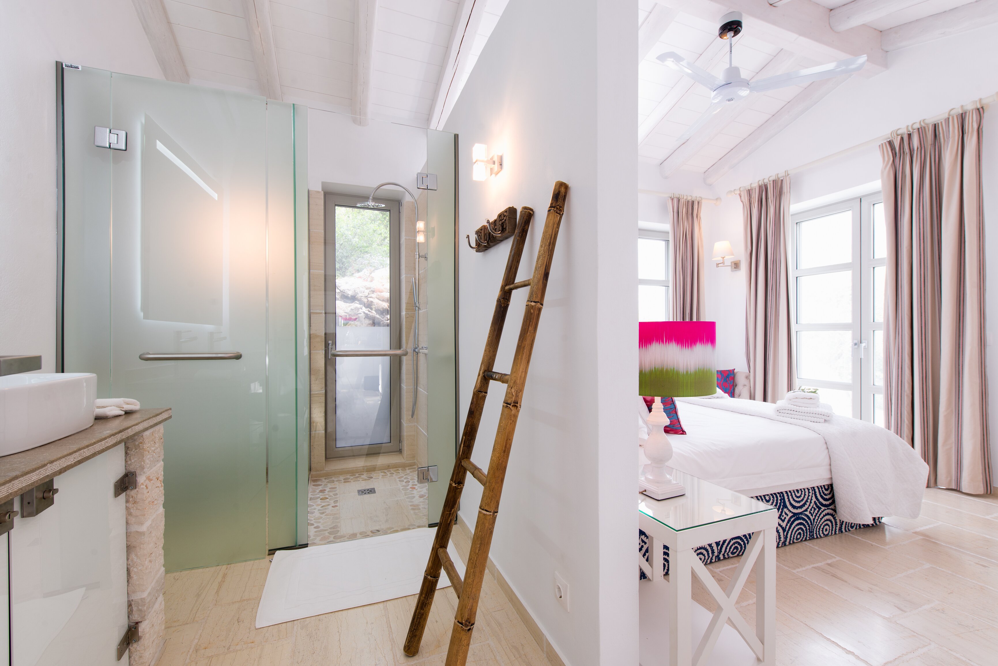 Acacia House - Image 5