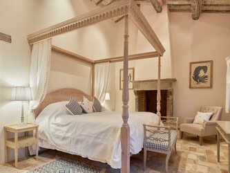 Guest annexe double bedroom