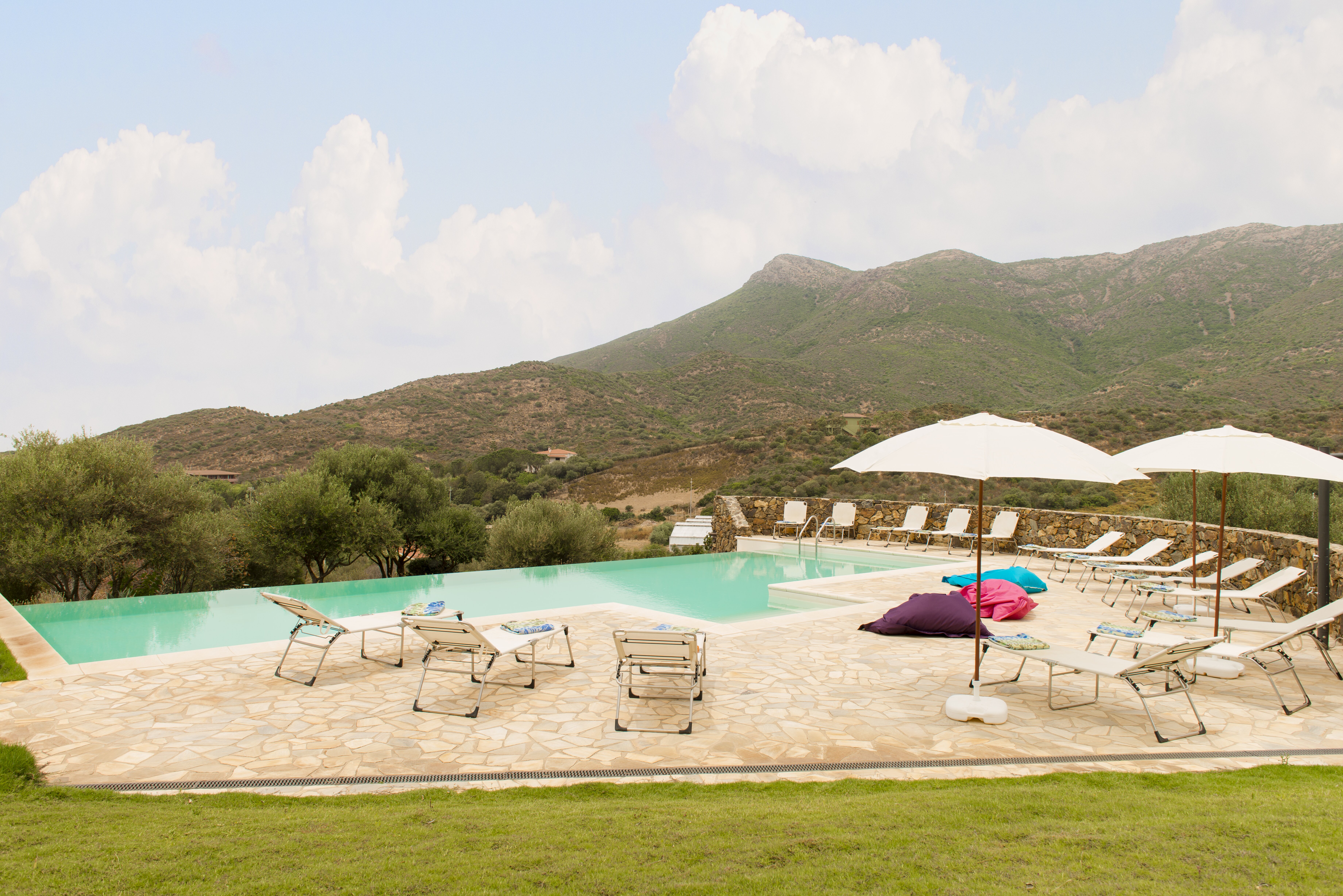 Beach Retreat - Image 11