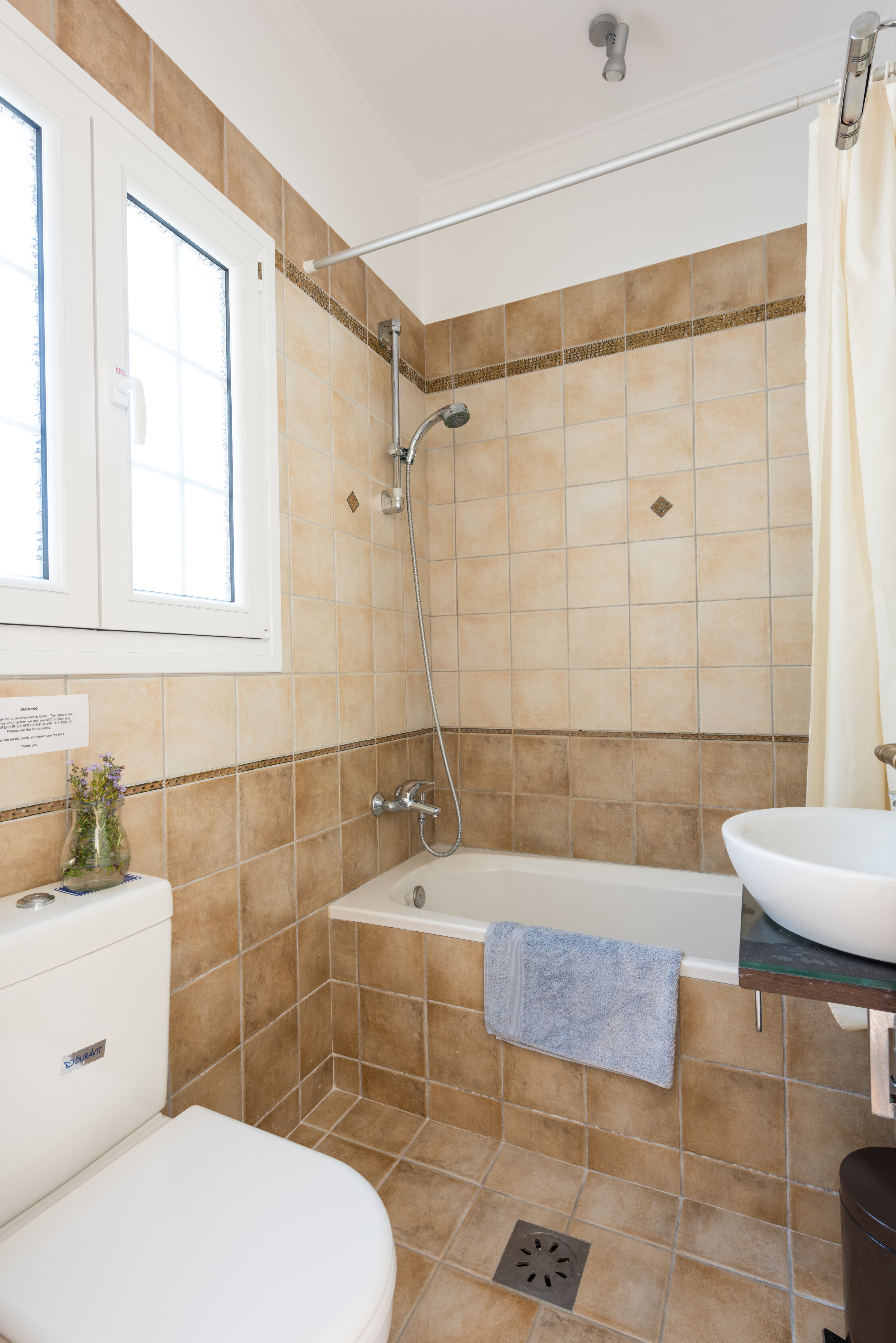 Yialiskari Bay House - Image 15