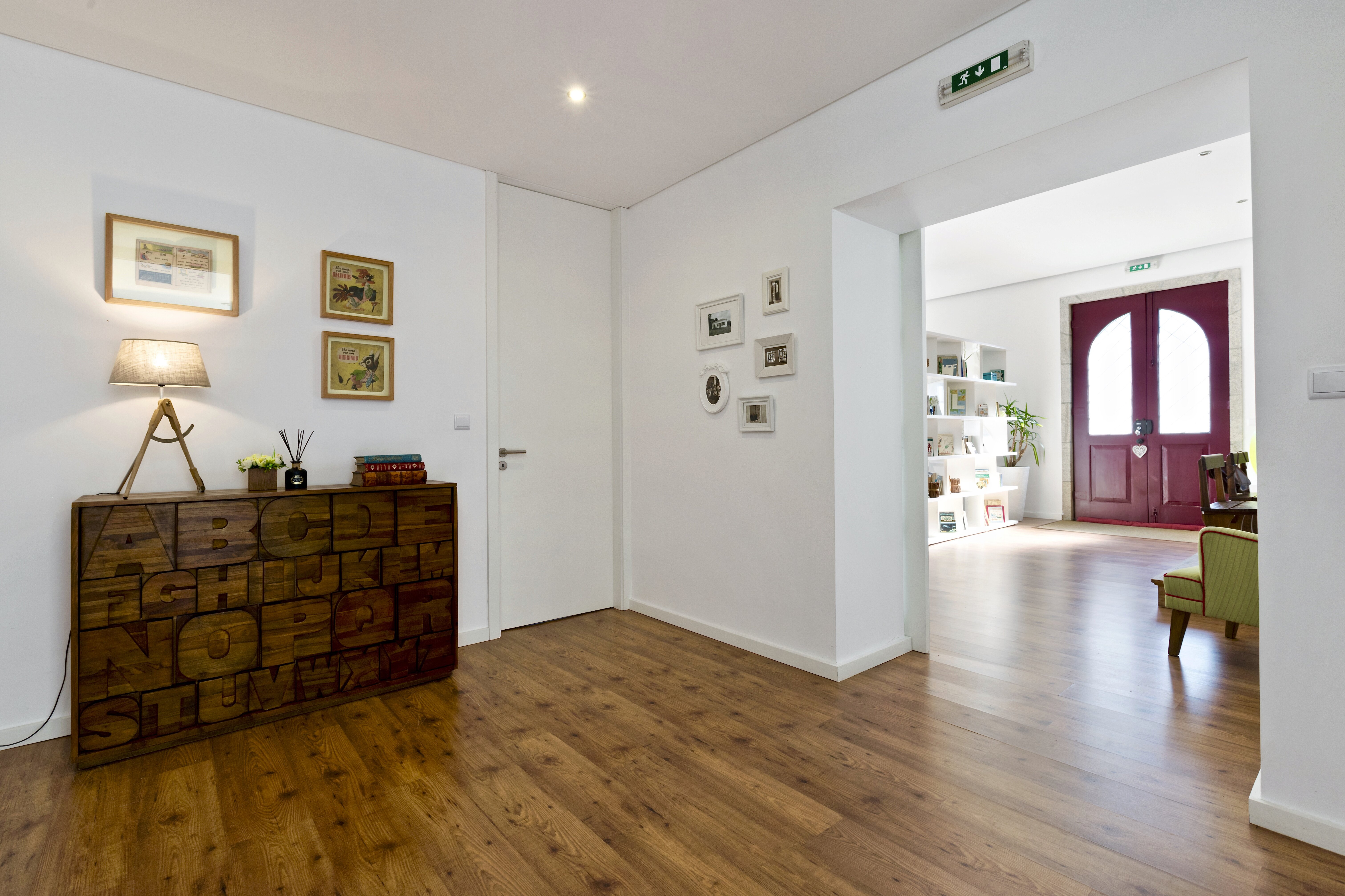 Vineyard House - Image 9