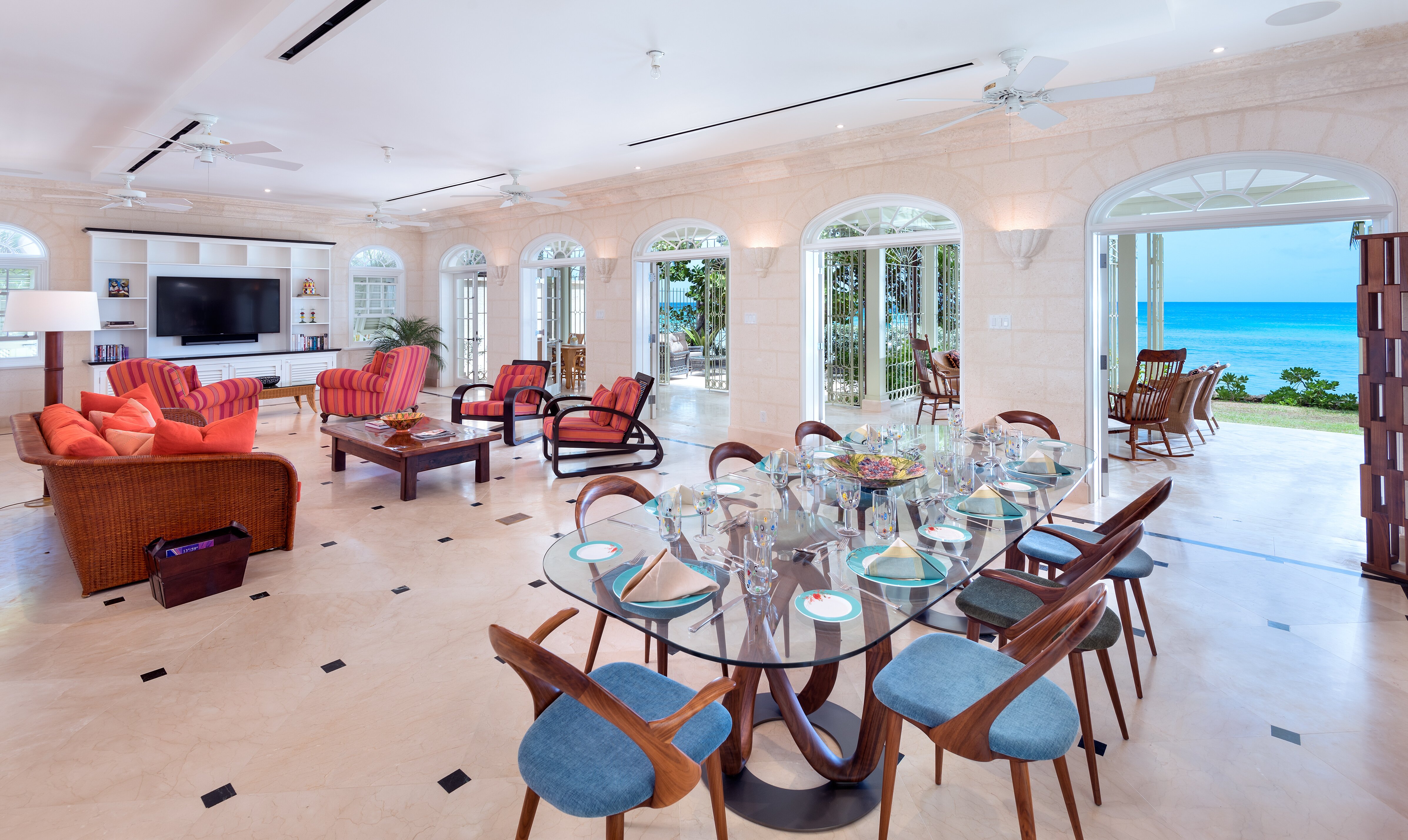 Hemingway House - Image 5