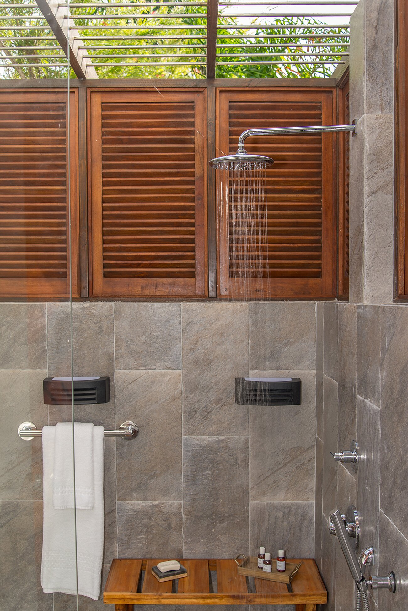 Canoe Cove - Image 19