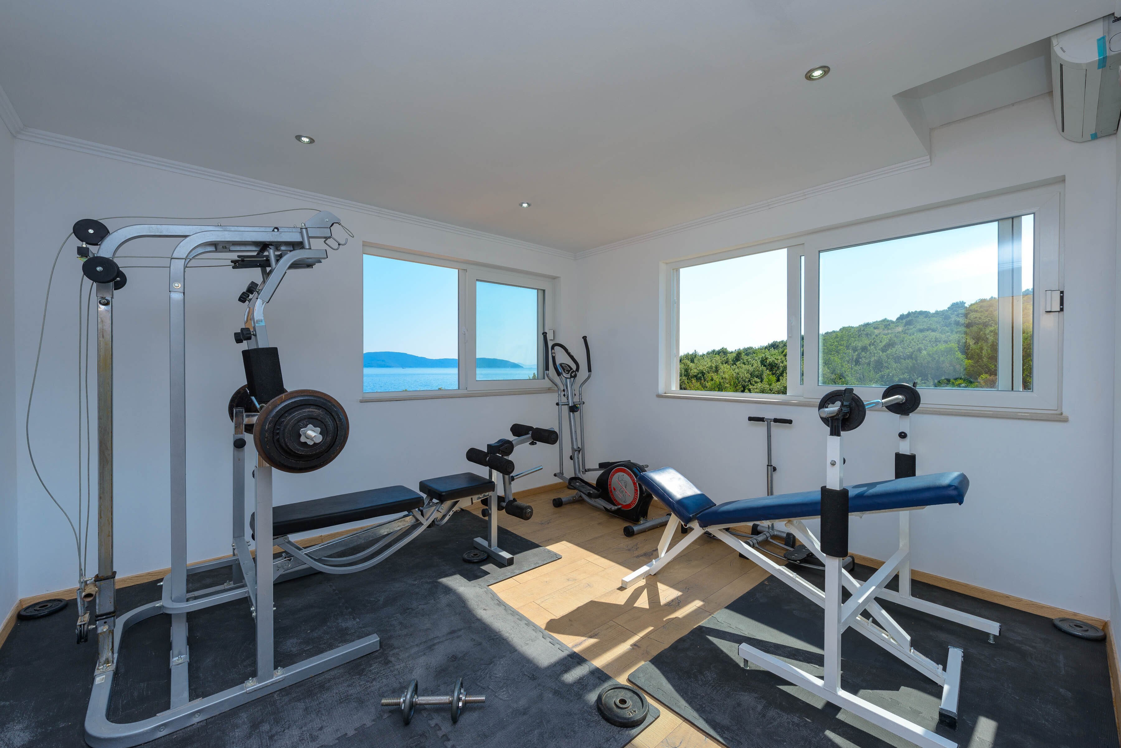 Crystal Cove - Image 11