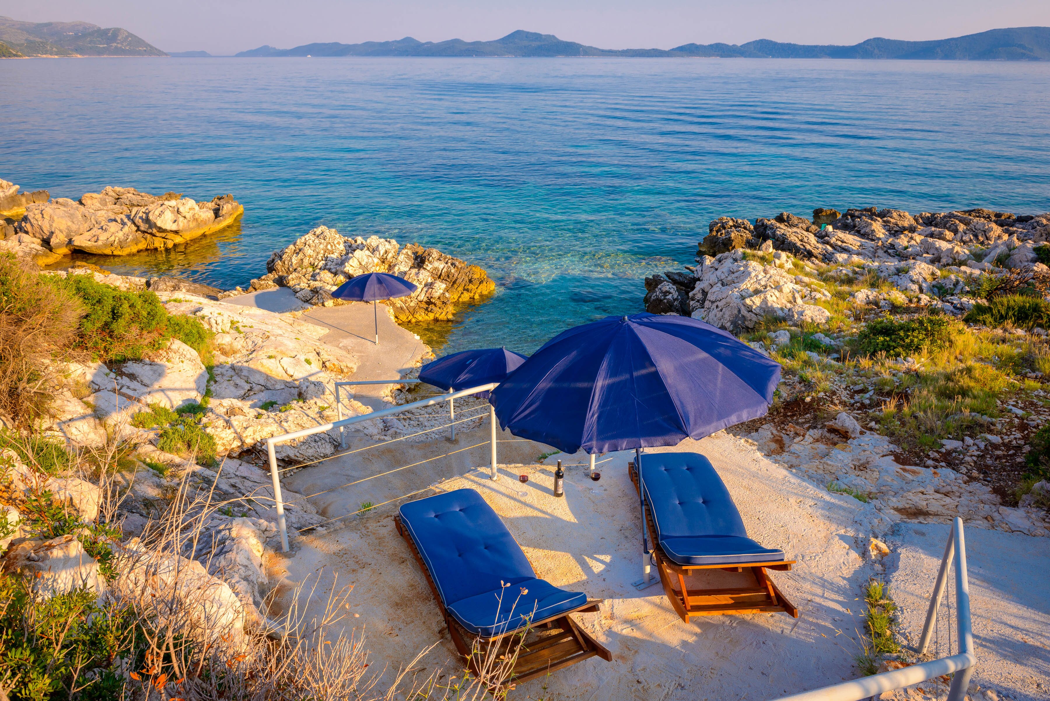 Crystal Cove - Image 17