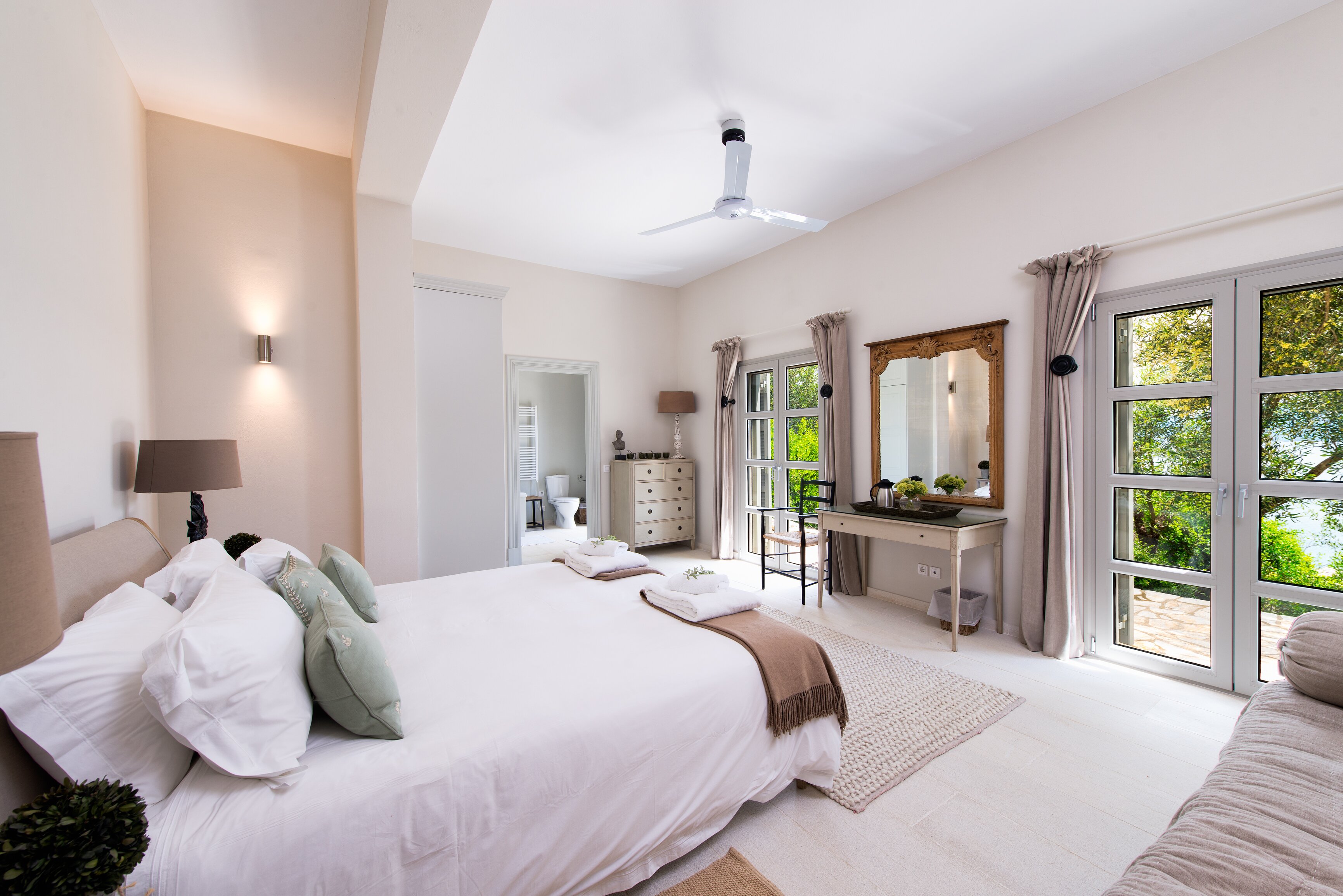 Kalamaki Bay House - Image 7