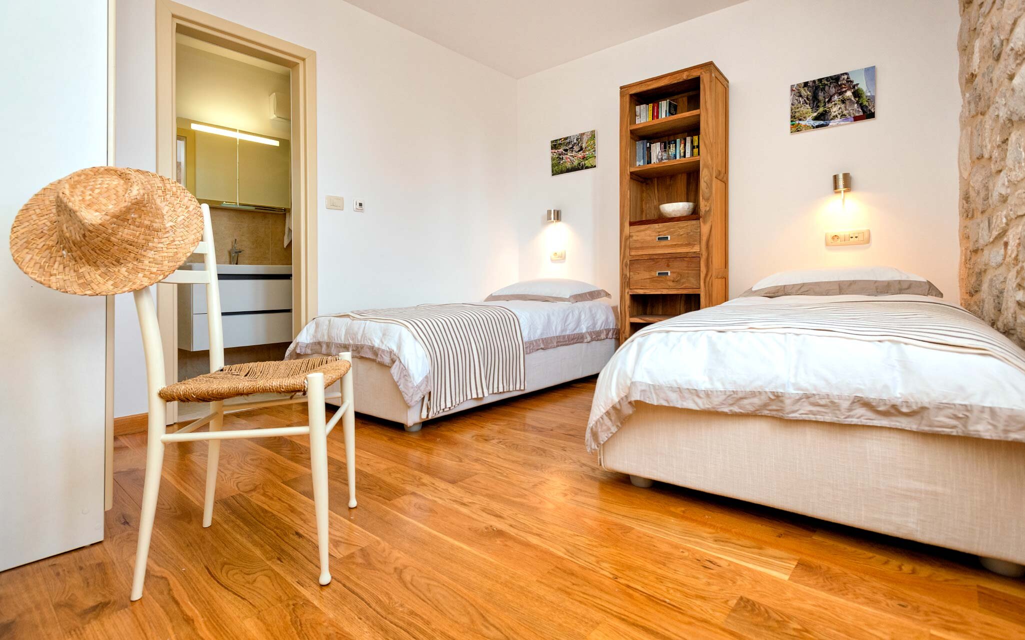 Hvar House - Image 11