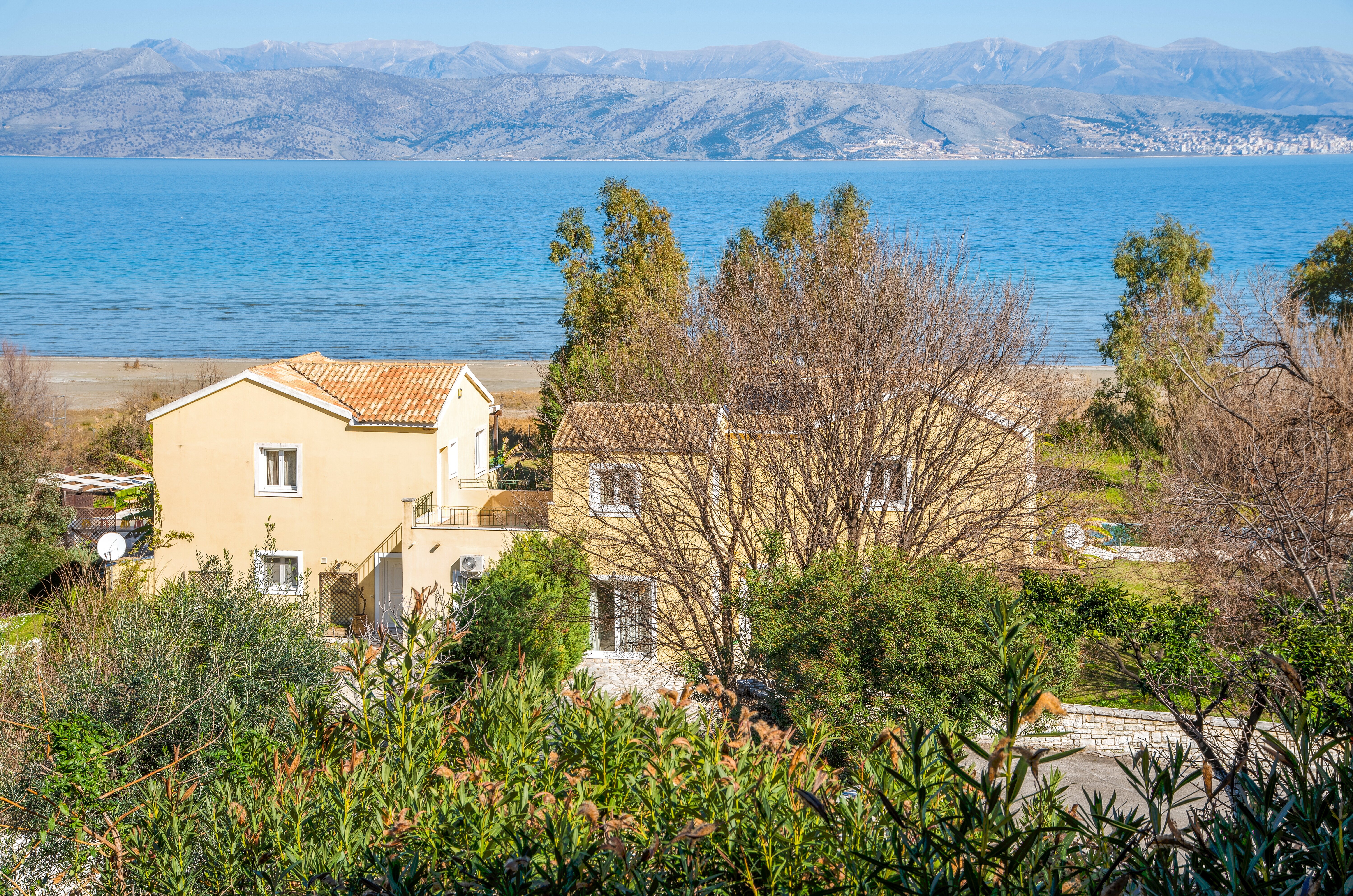 Ormos Beach House - Image 18