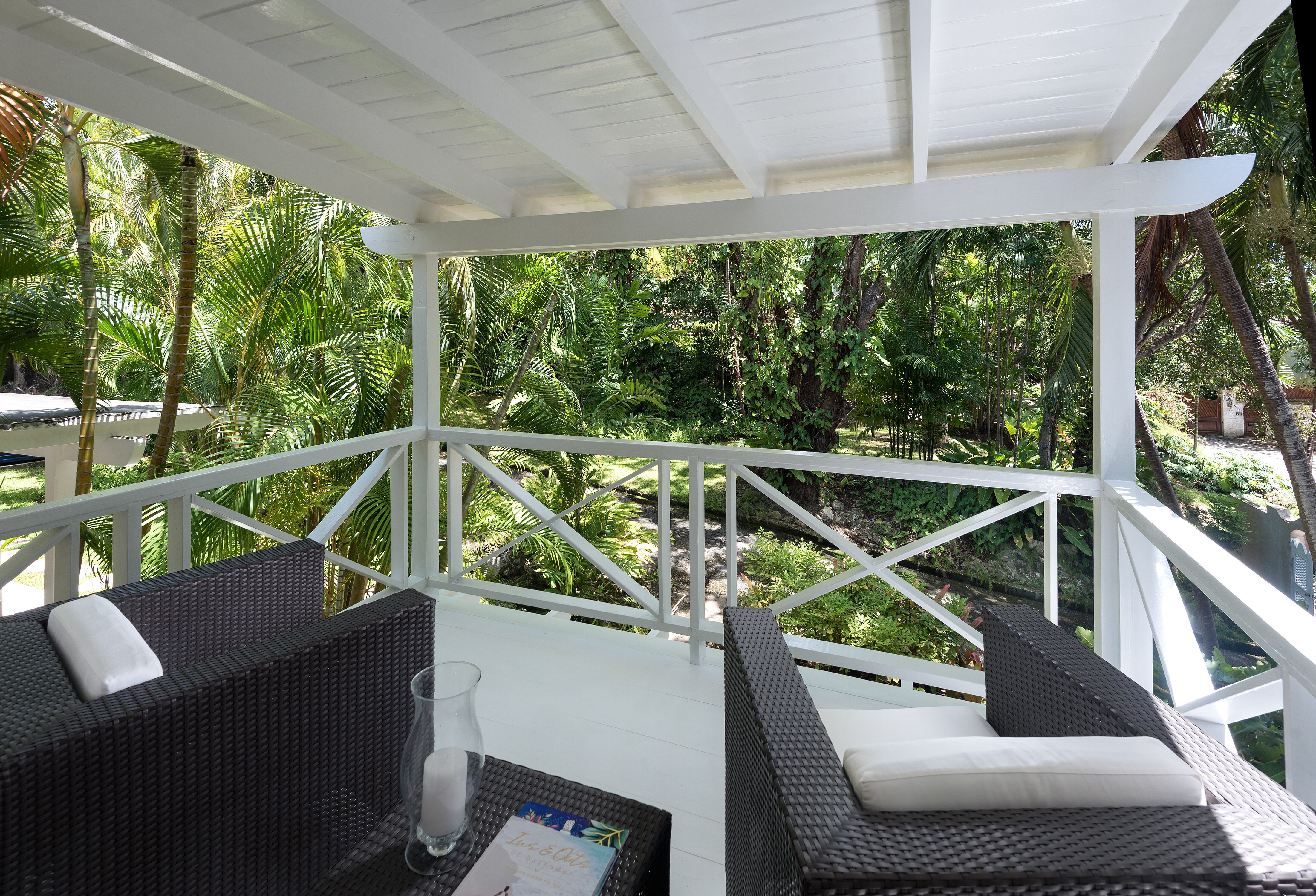 Bluff House - Image 20