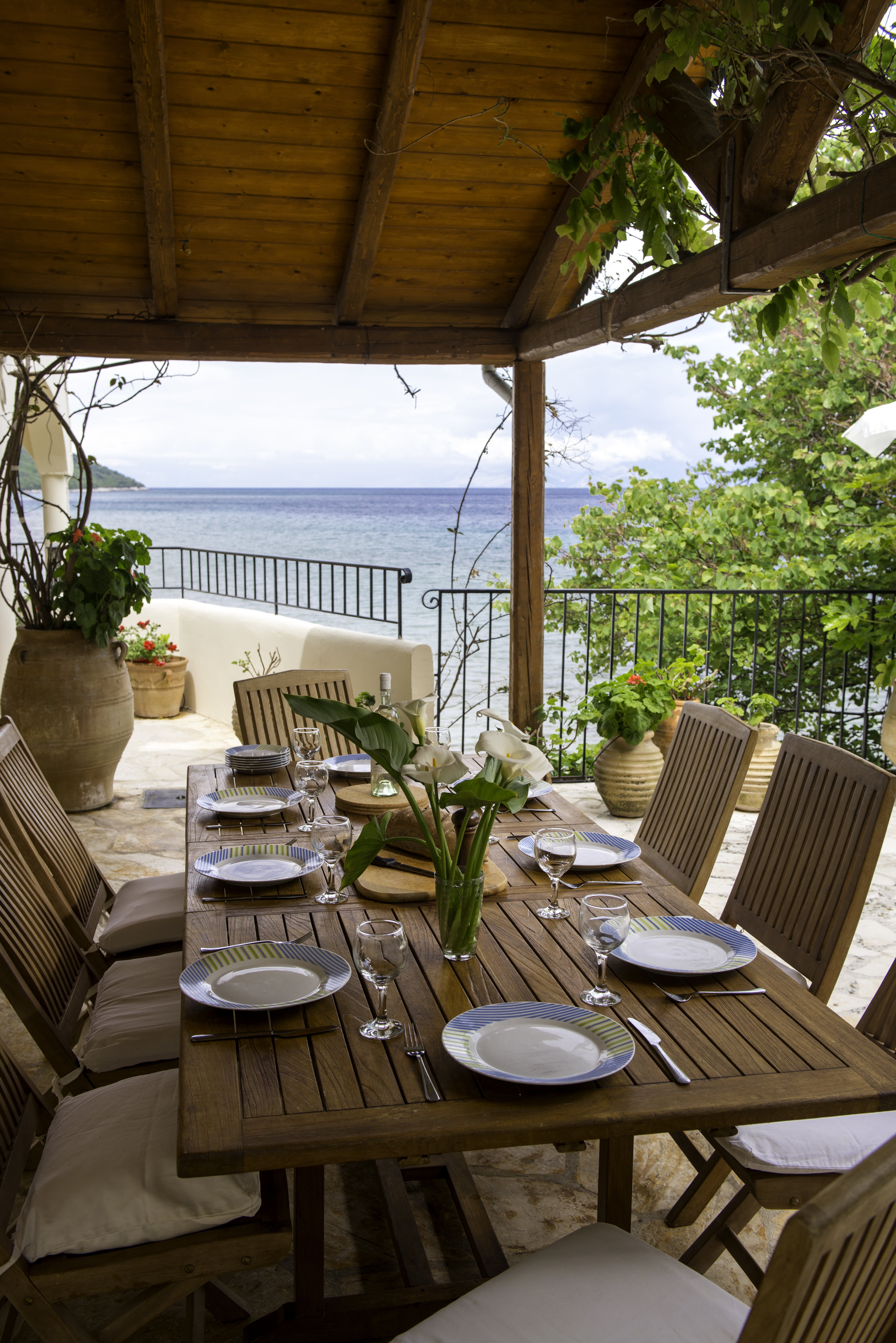 Apraos House - Image 5