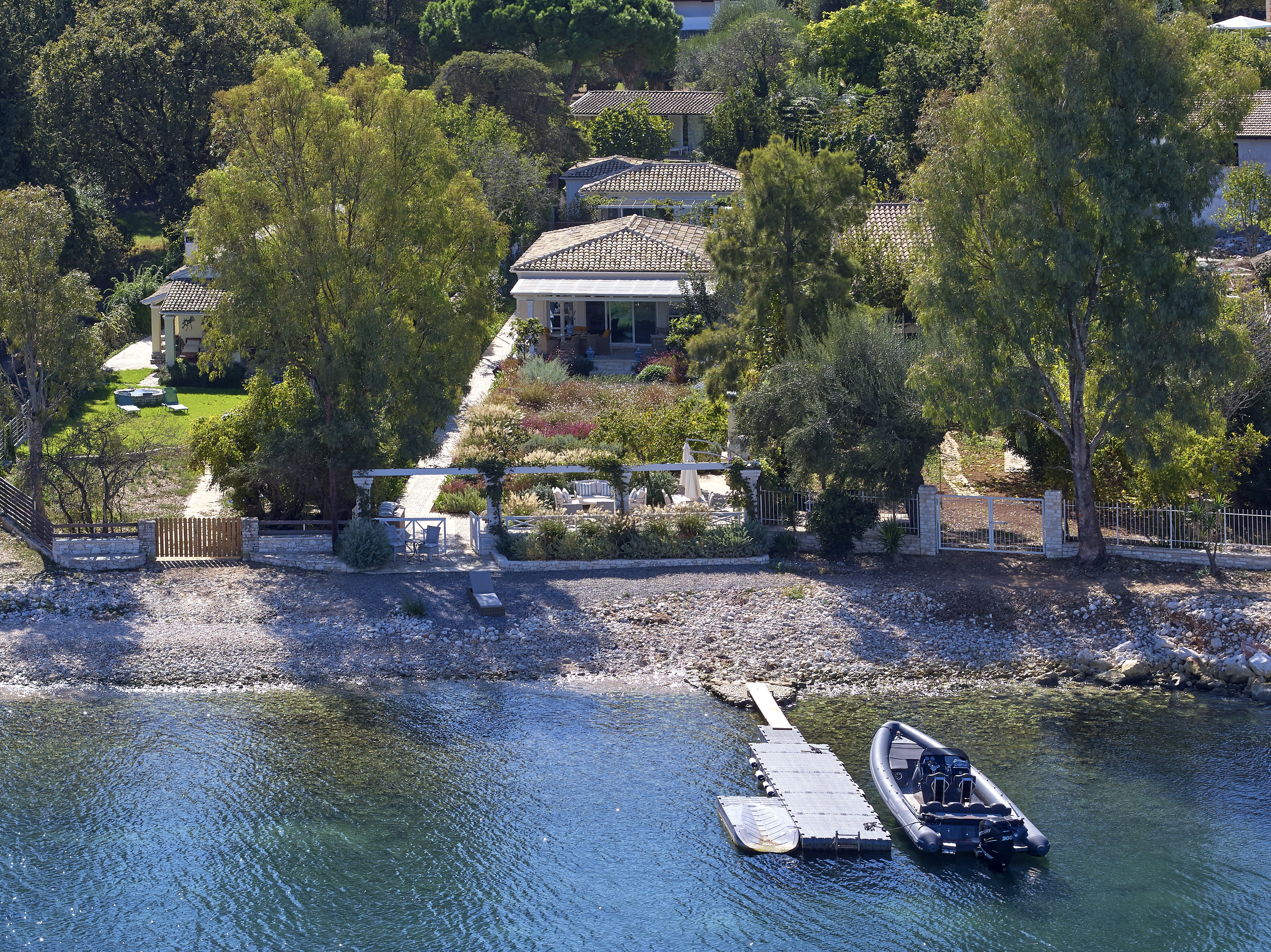 Seashore House - Image 20