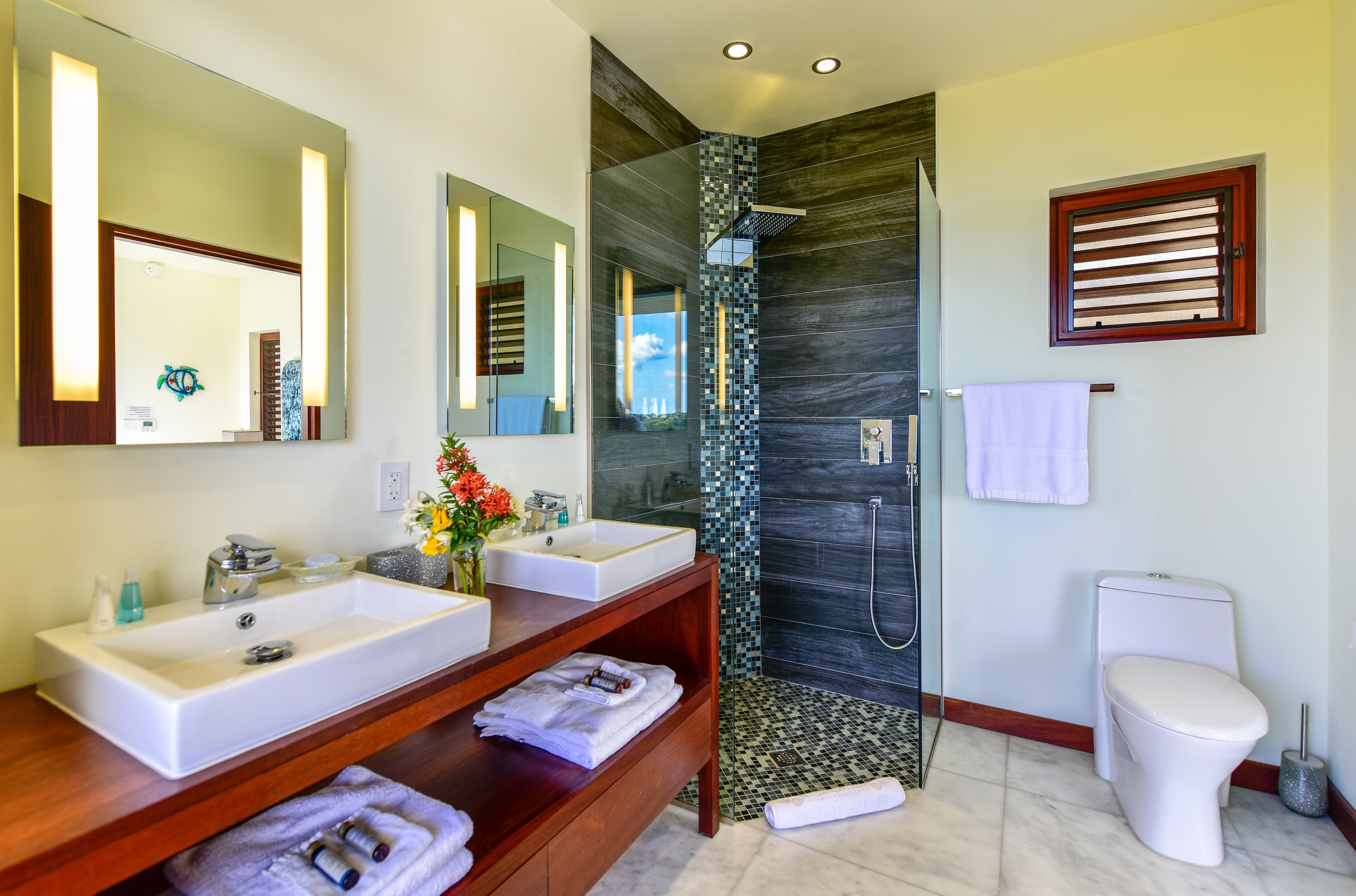 Blue Paradise - Image 10