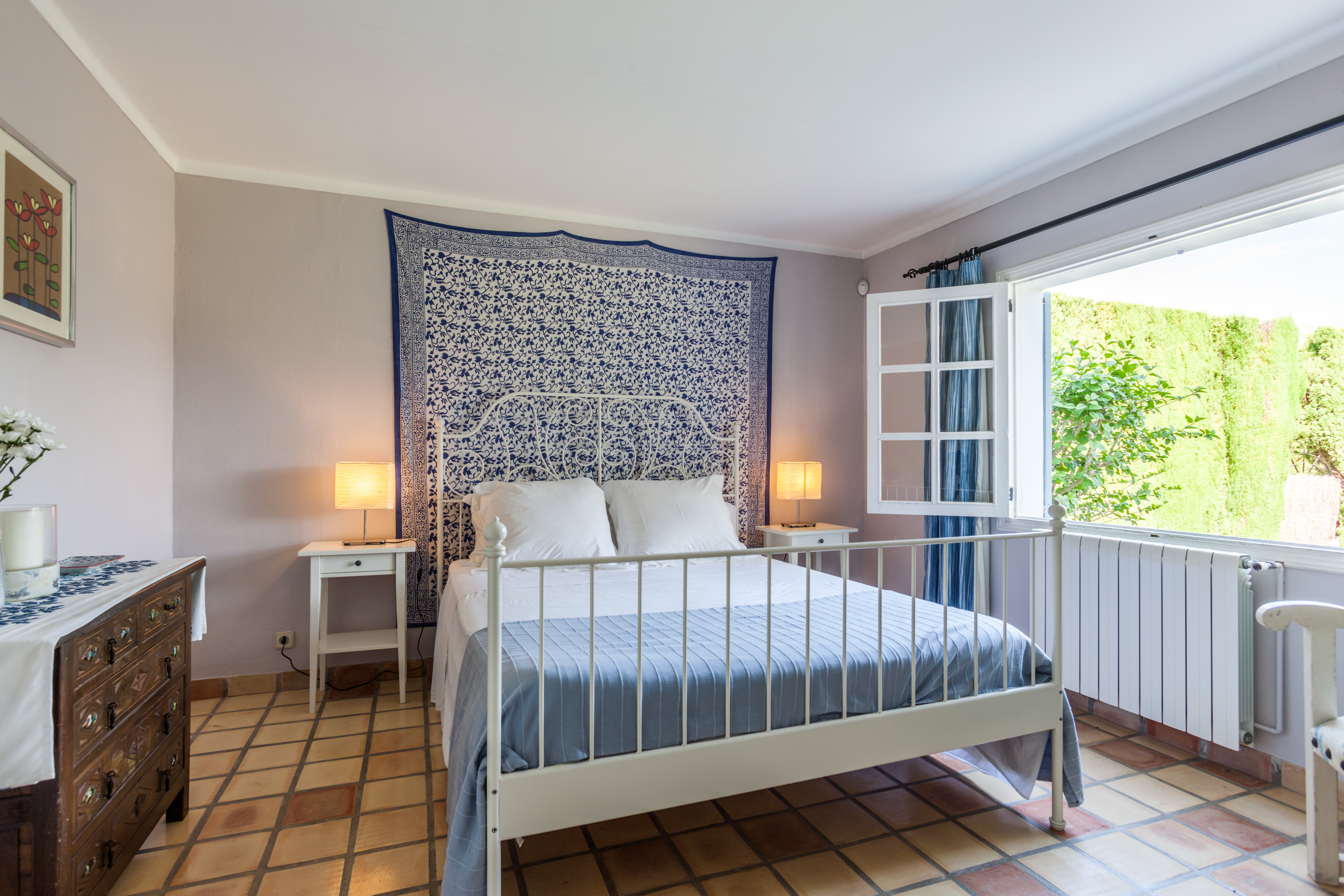 Las Peonias - Image 5