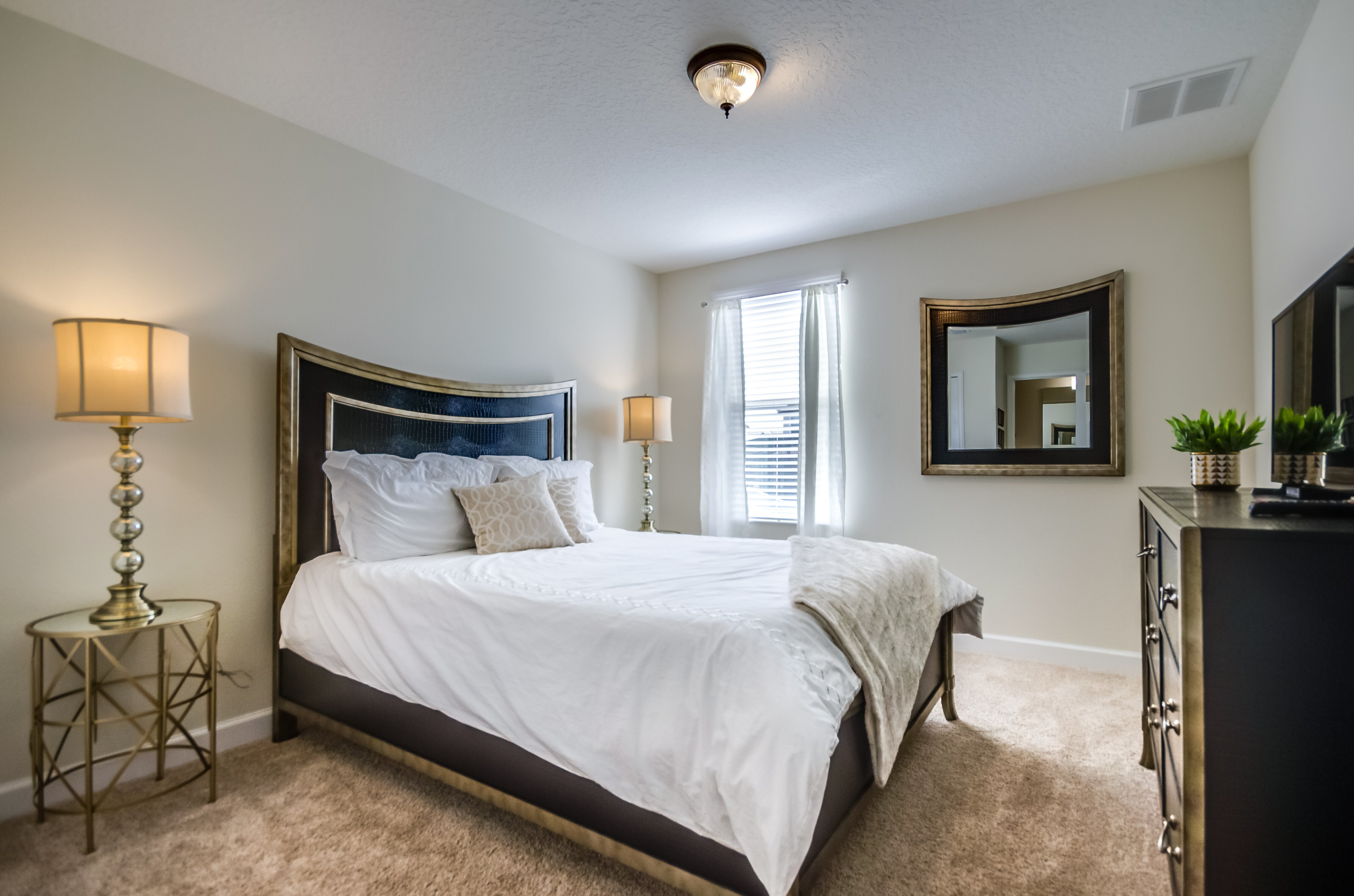 Black Orchid - Image 16