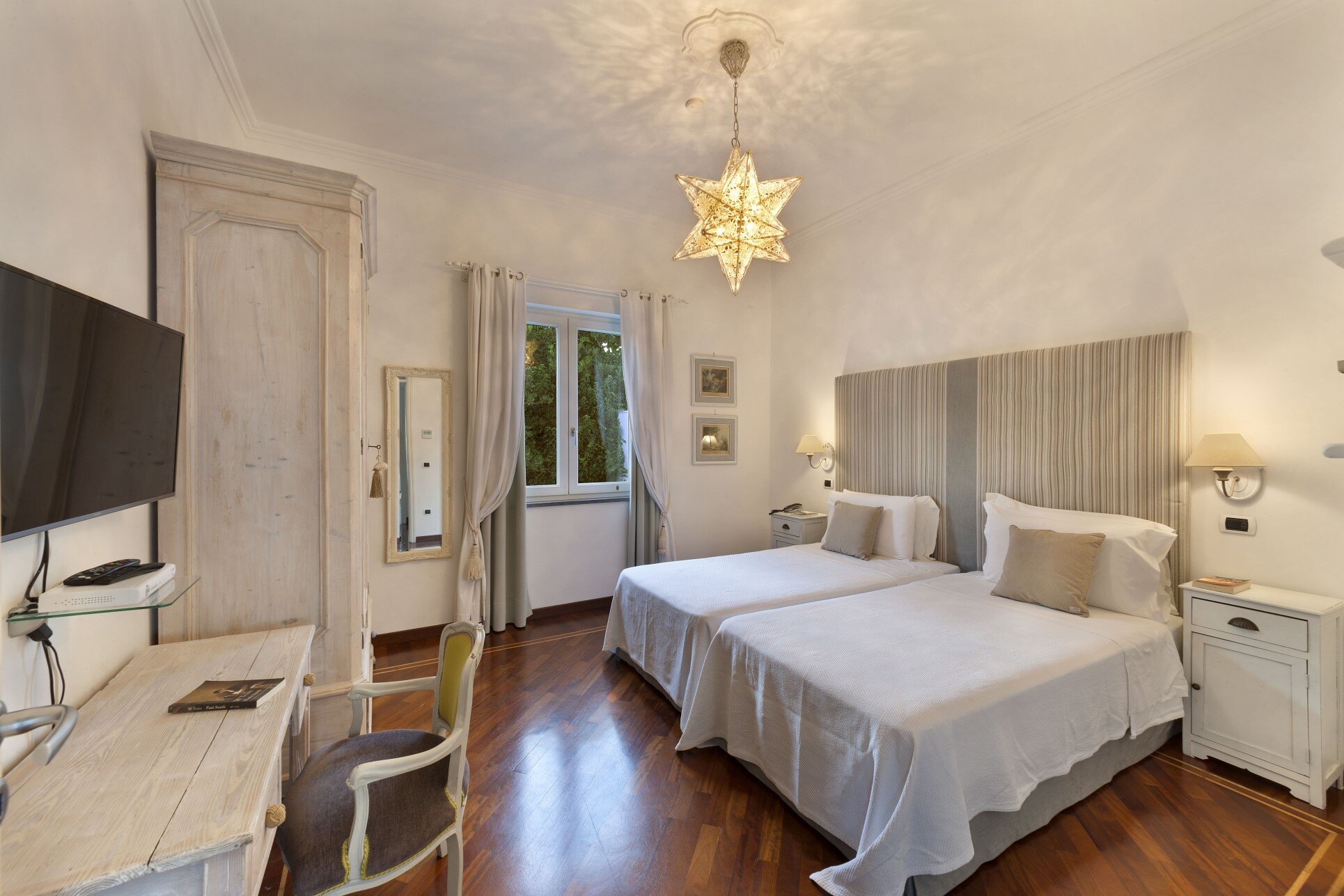 Villa Sirenuse - Image 11