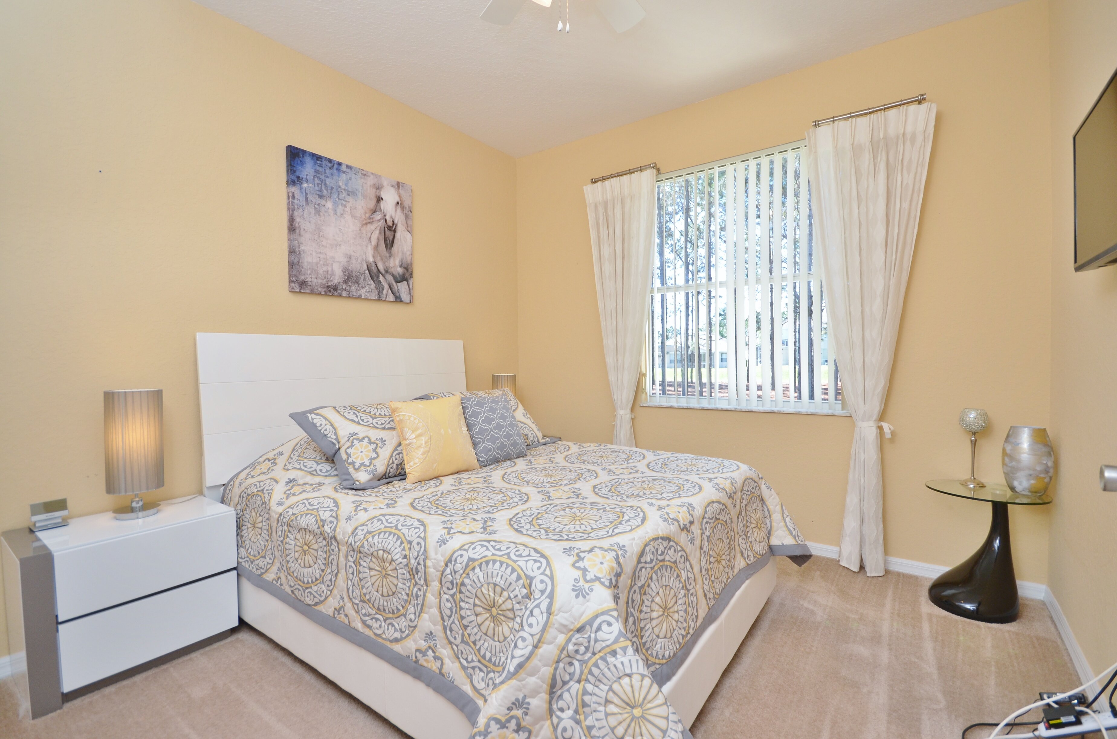 White Orchid - Image 9