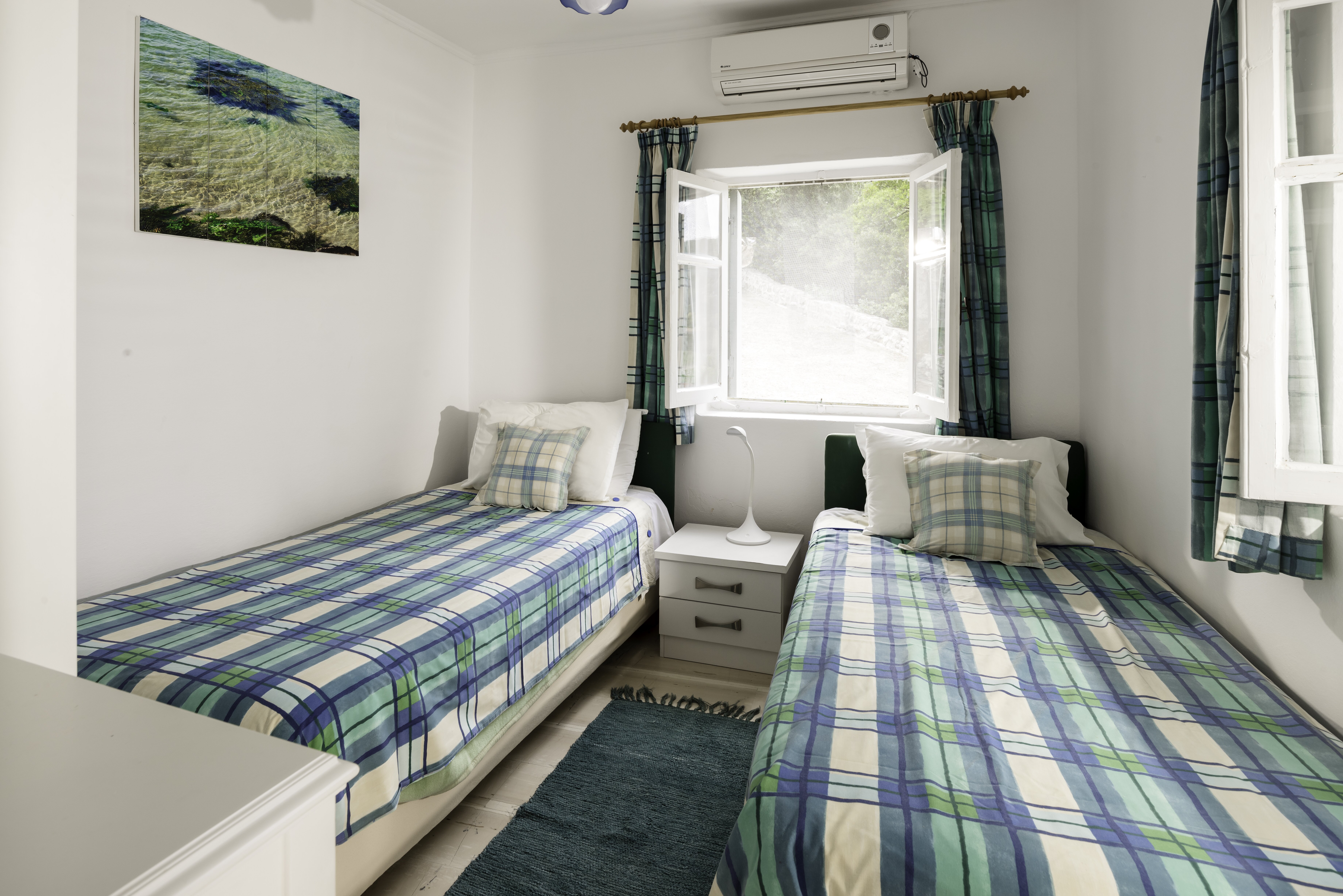 Apraos House - Image 11