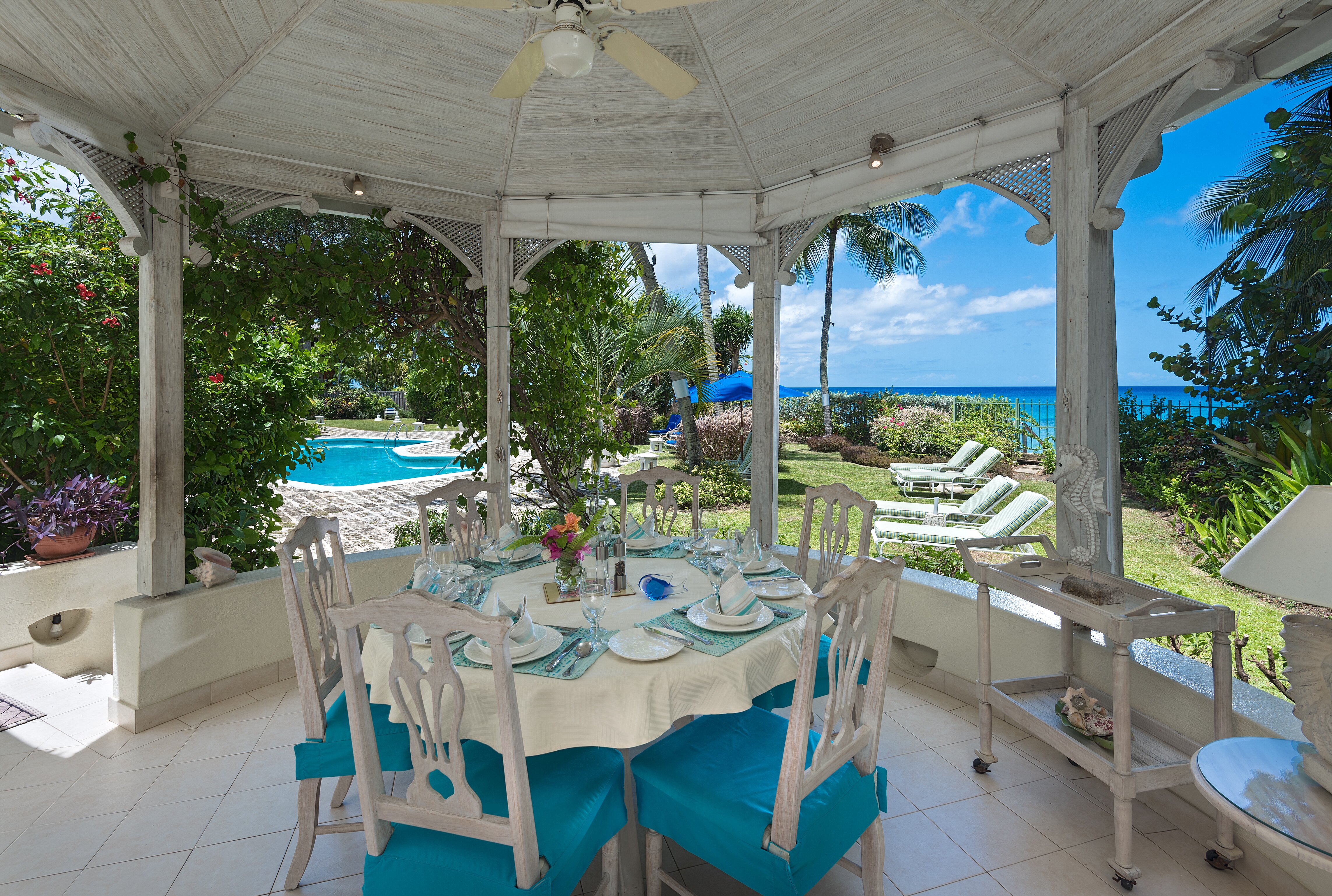 Emerald Beach - Image 13