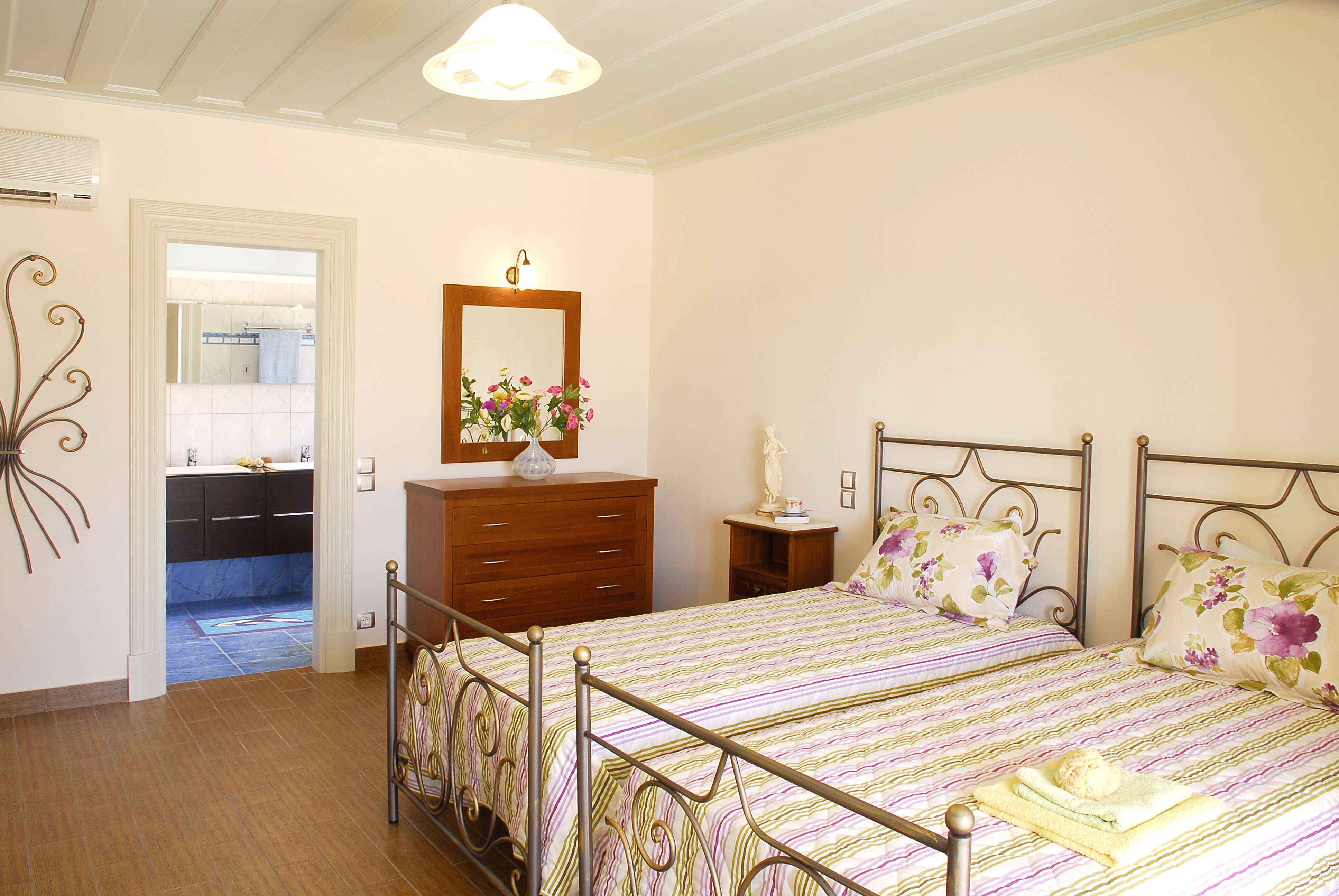 Argiro - Image 11
