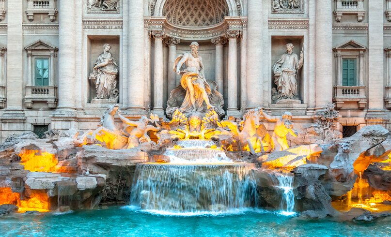 Trevi fountain at sunrise, Rome, Italy.