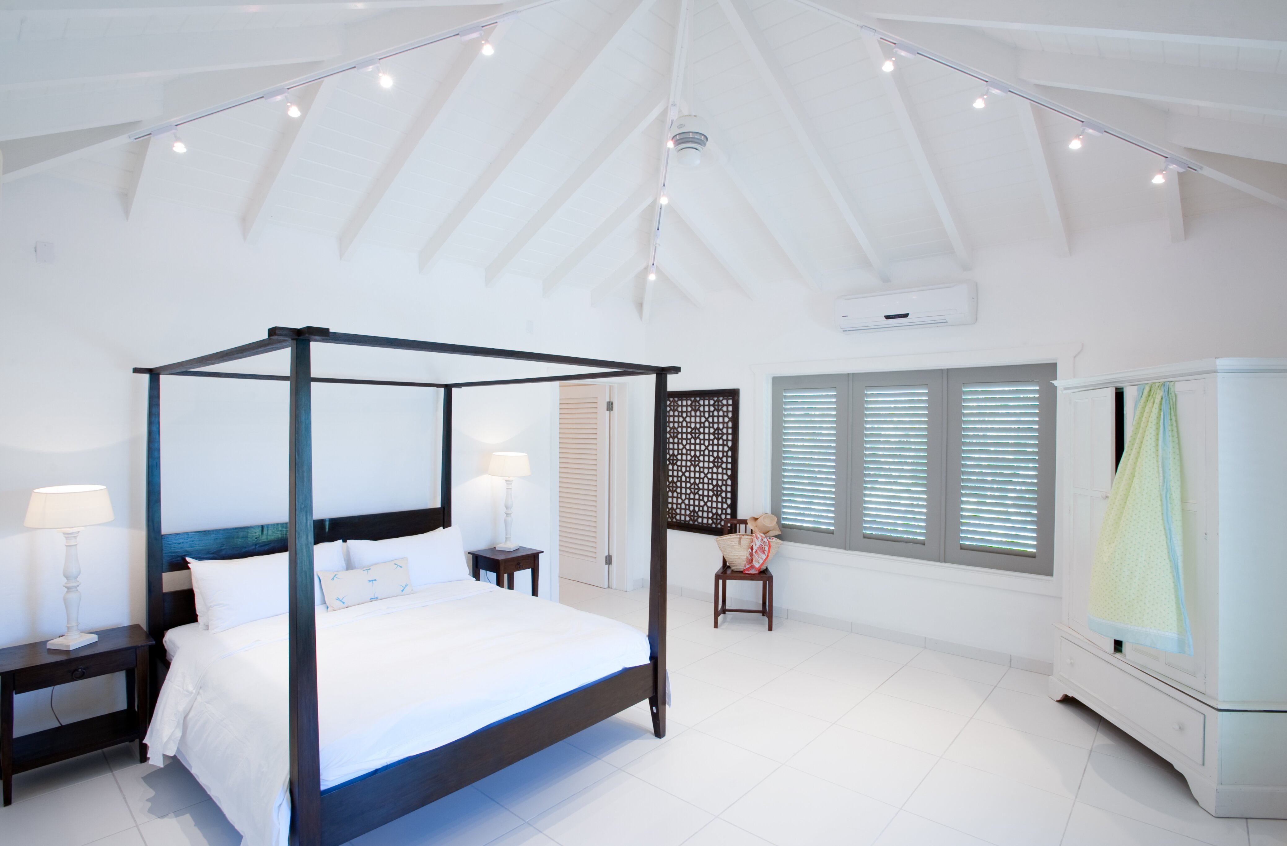 Palm Point - Image 20