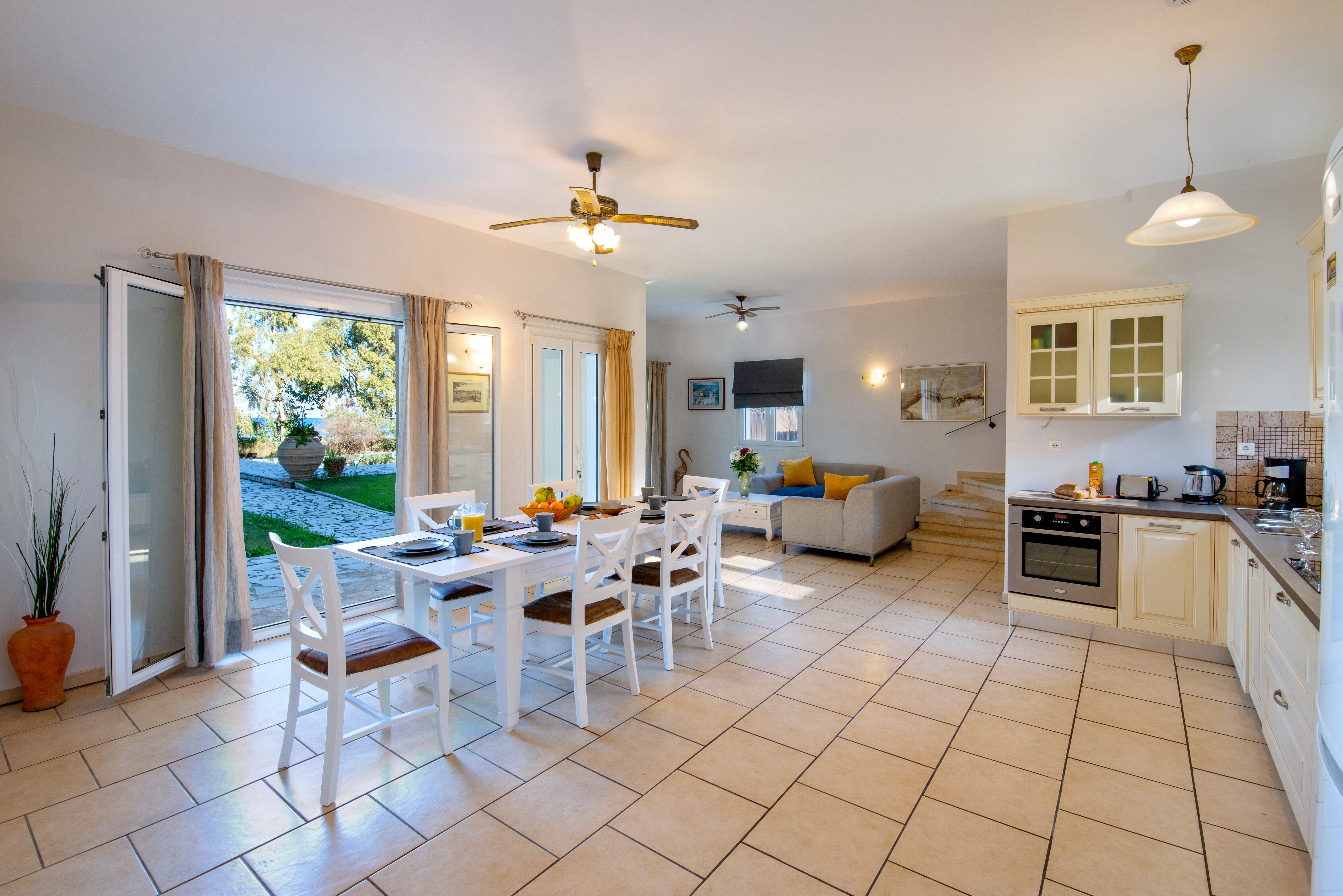 Ormos Beach House - Image 5