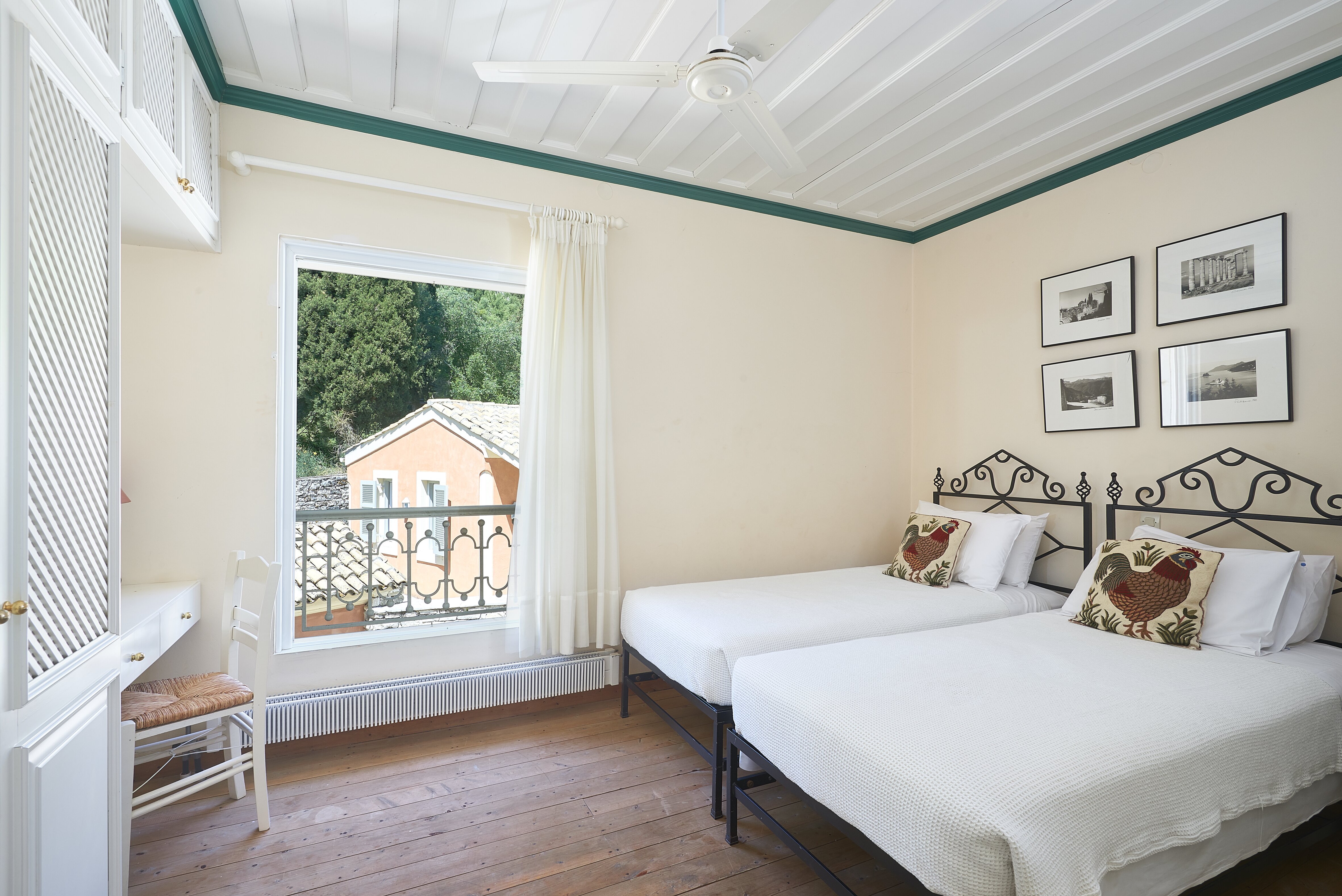 To Perivoli House - Image 8