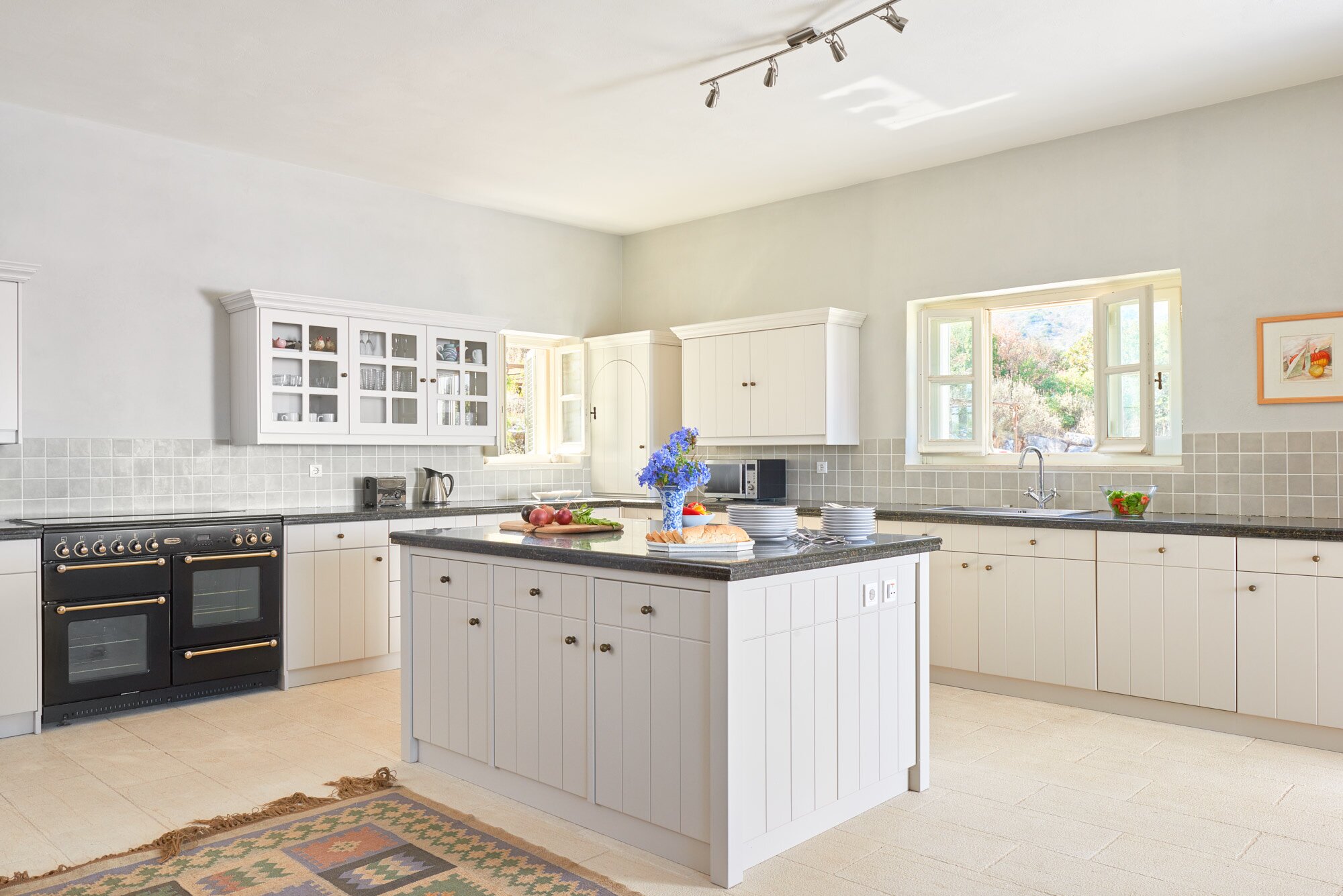 Manor House - Image 16