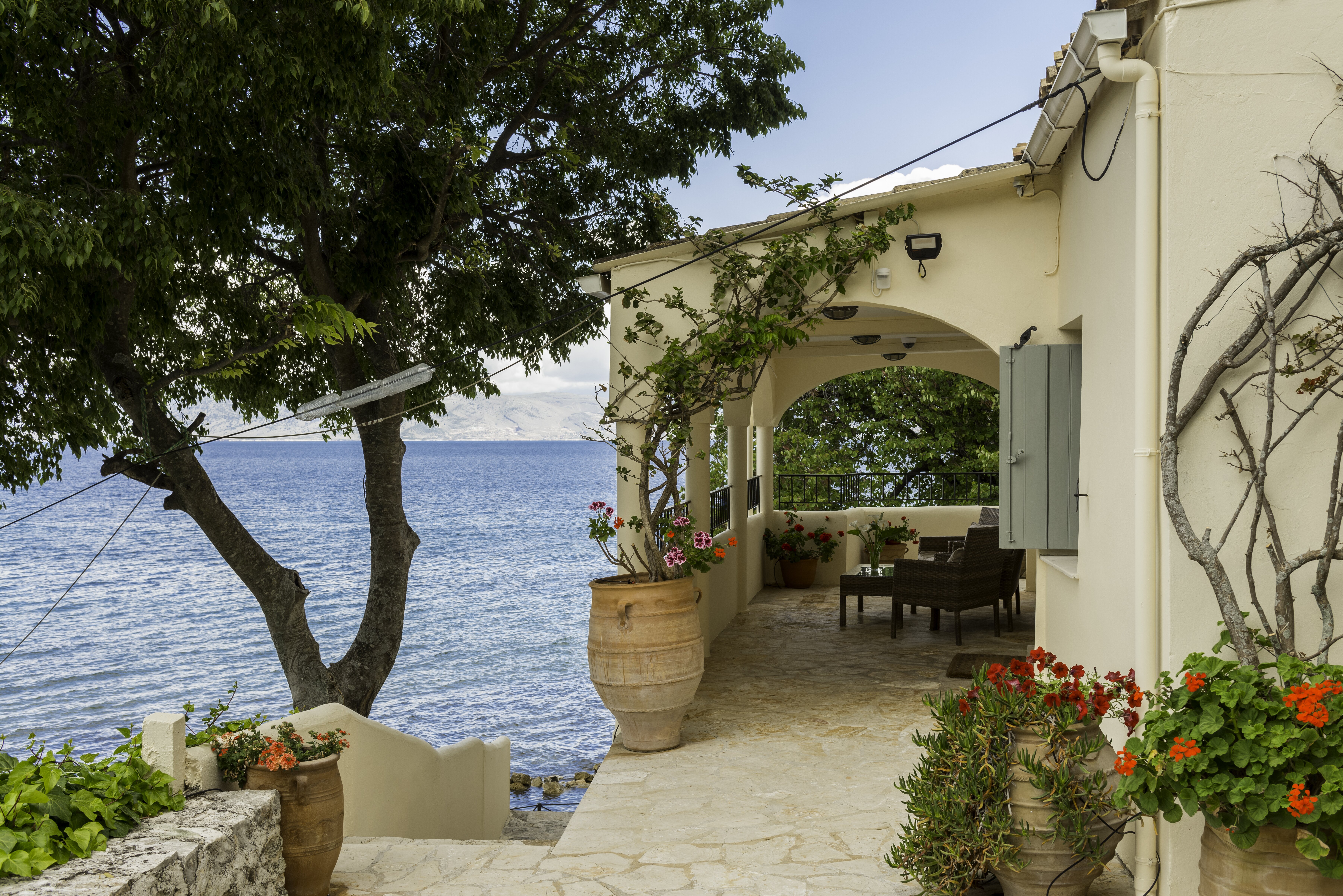 Apraos House - Image 3