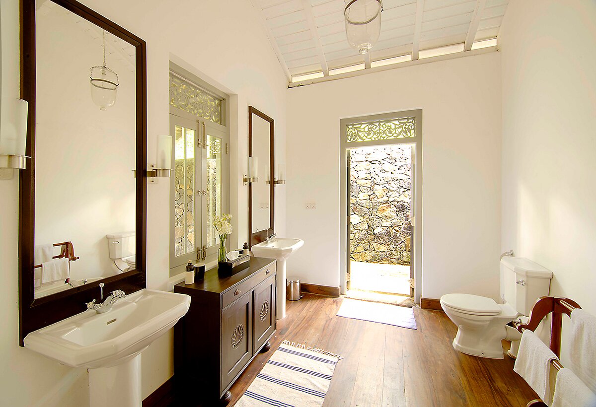 Elephant House - Image 13