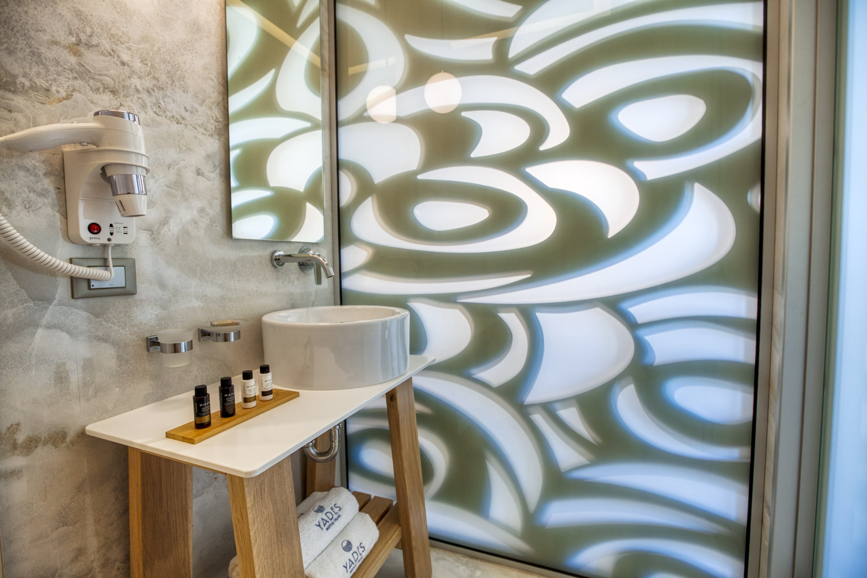 Luna House - Image 14