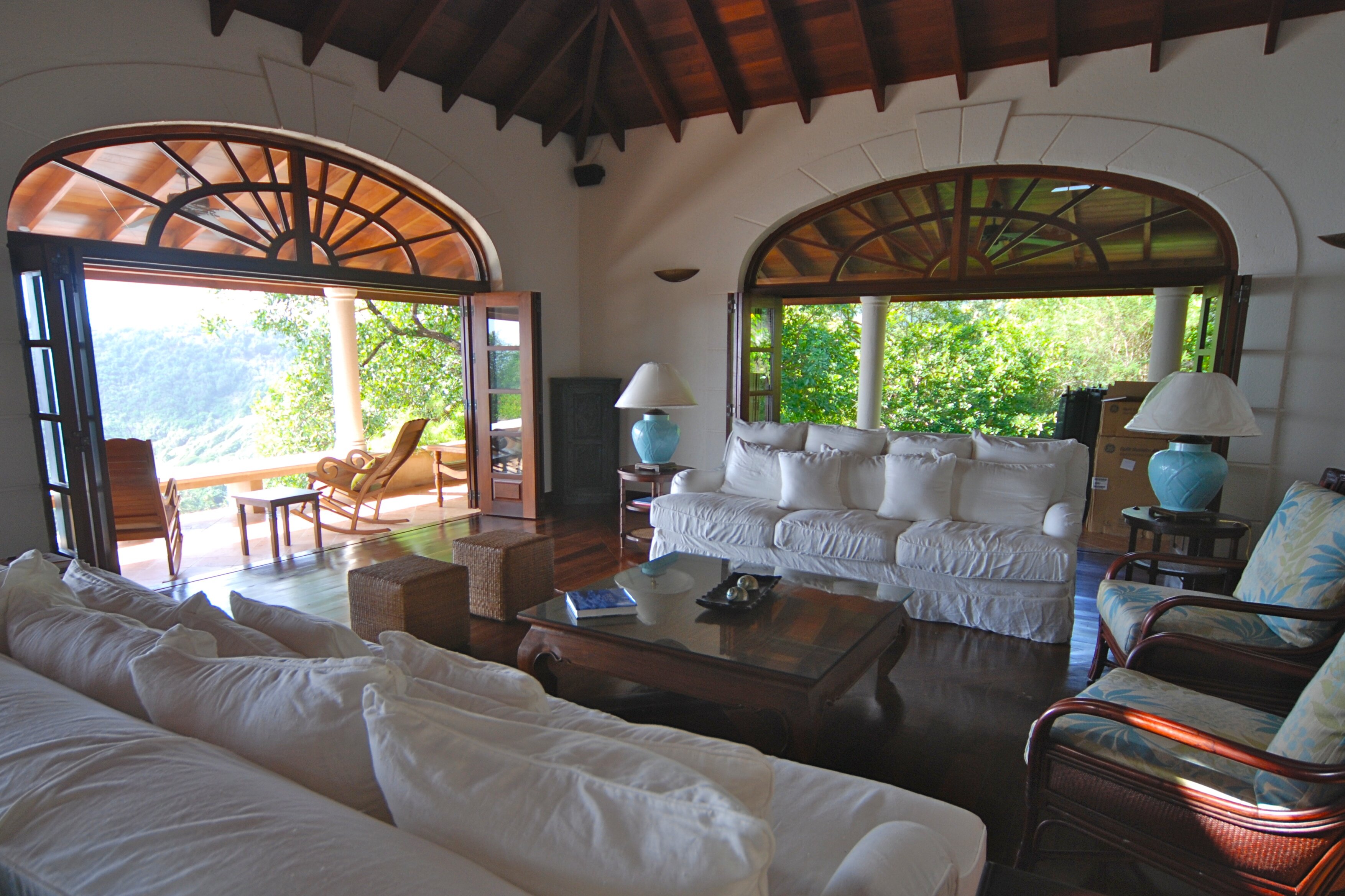 Six Senses Villa - Image 11