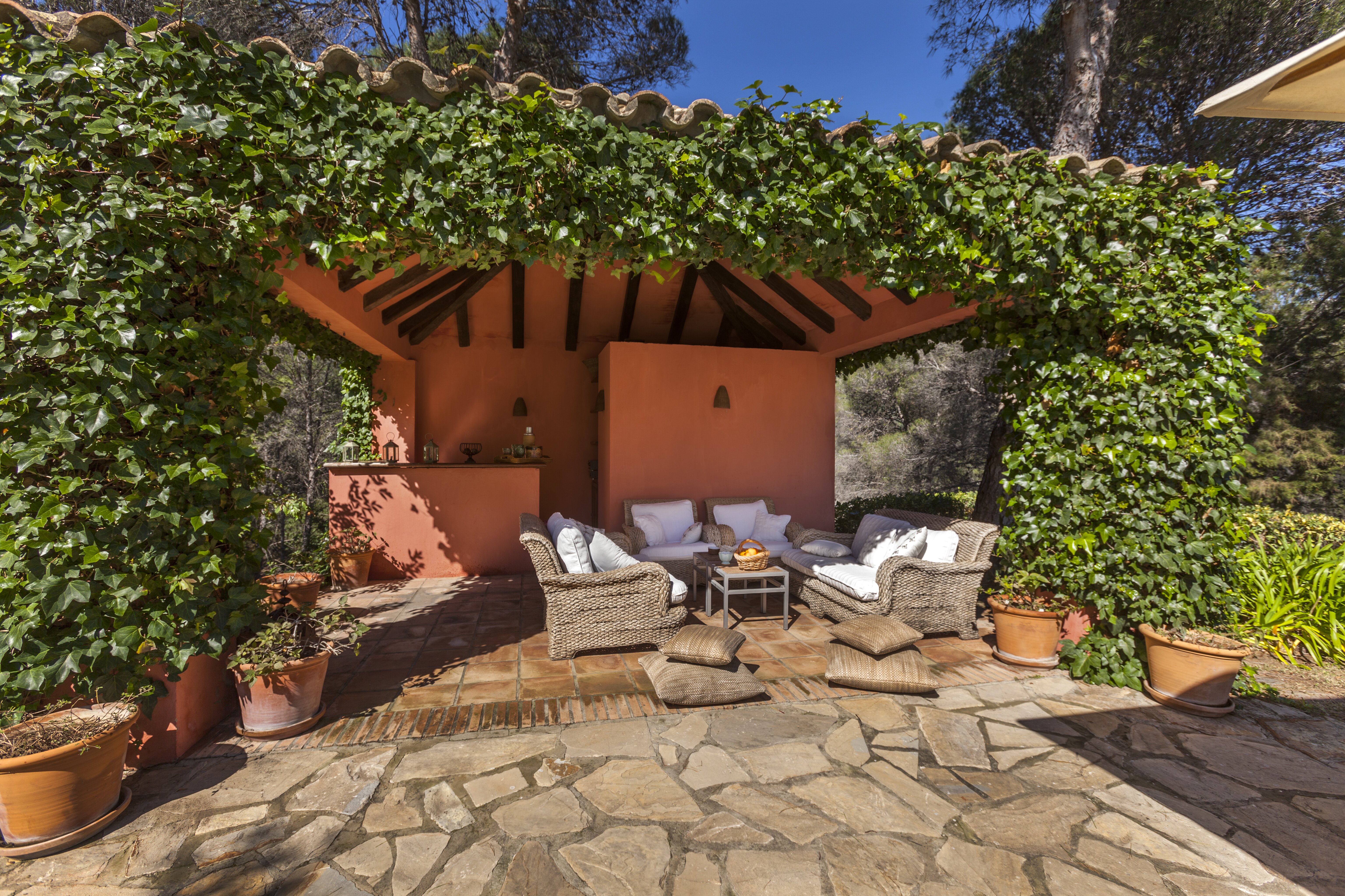 La Casa Roja - Image 4