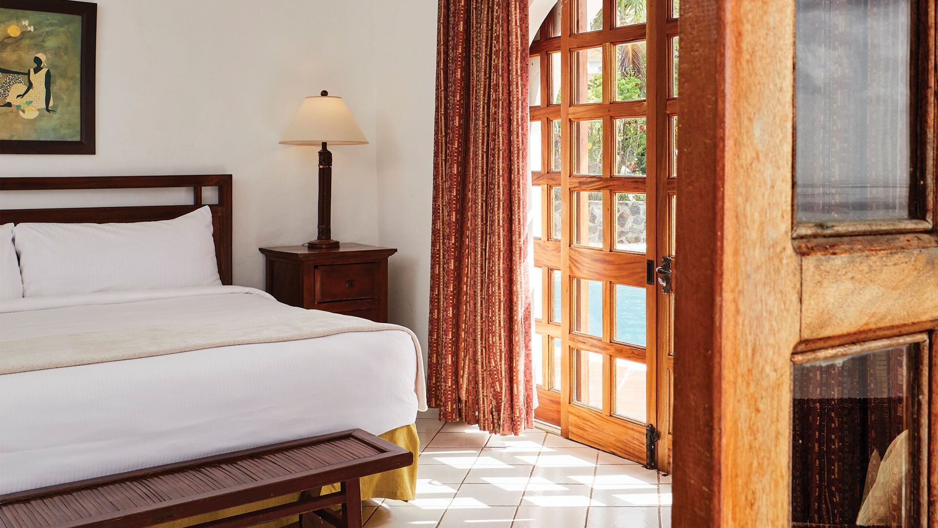 Estate Villa with Pool–4BD - Image 13