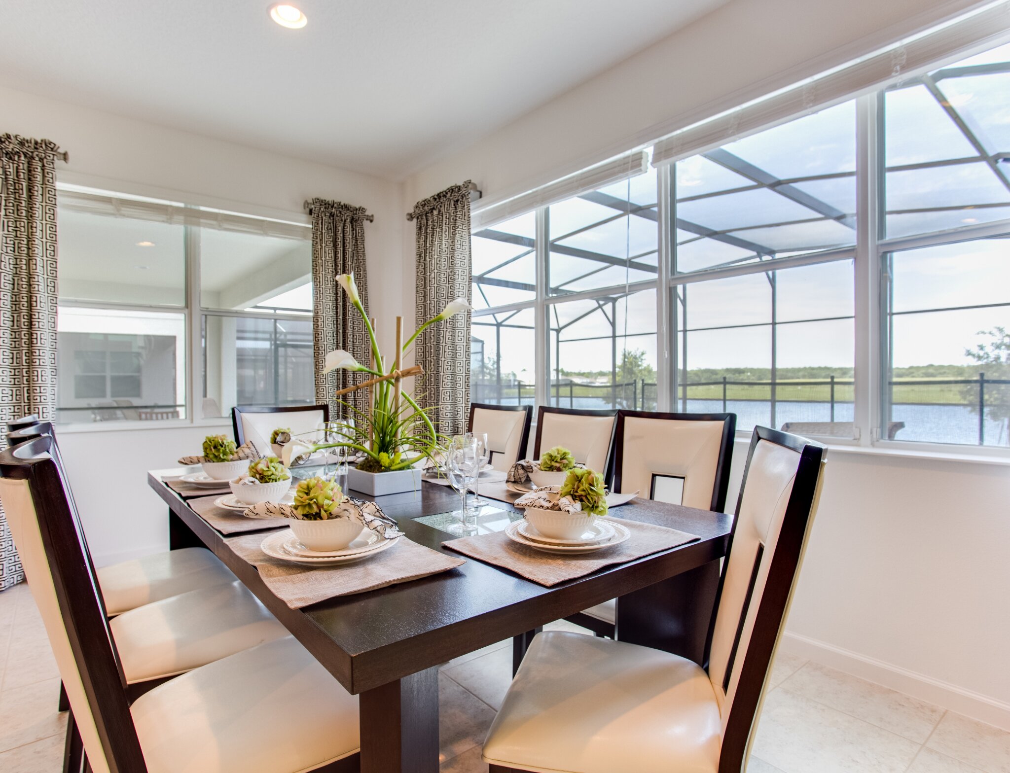 Lakeside house - Image 12