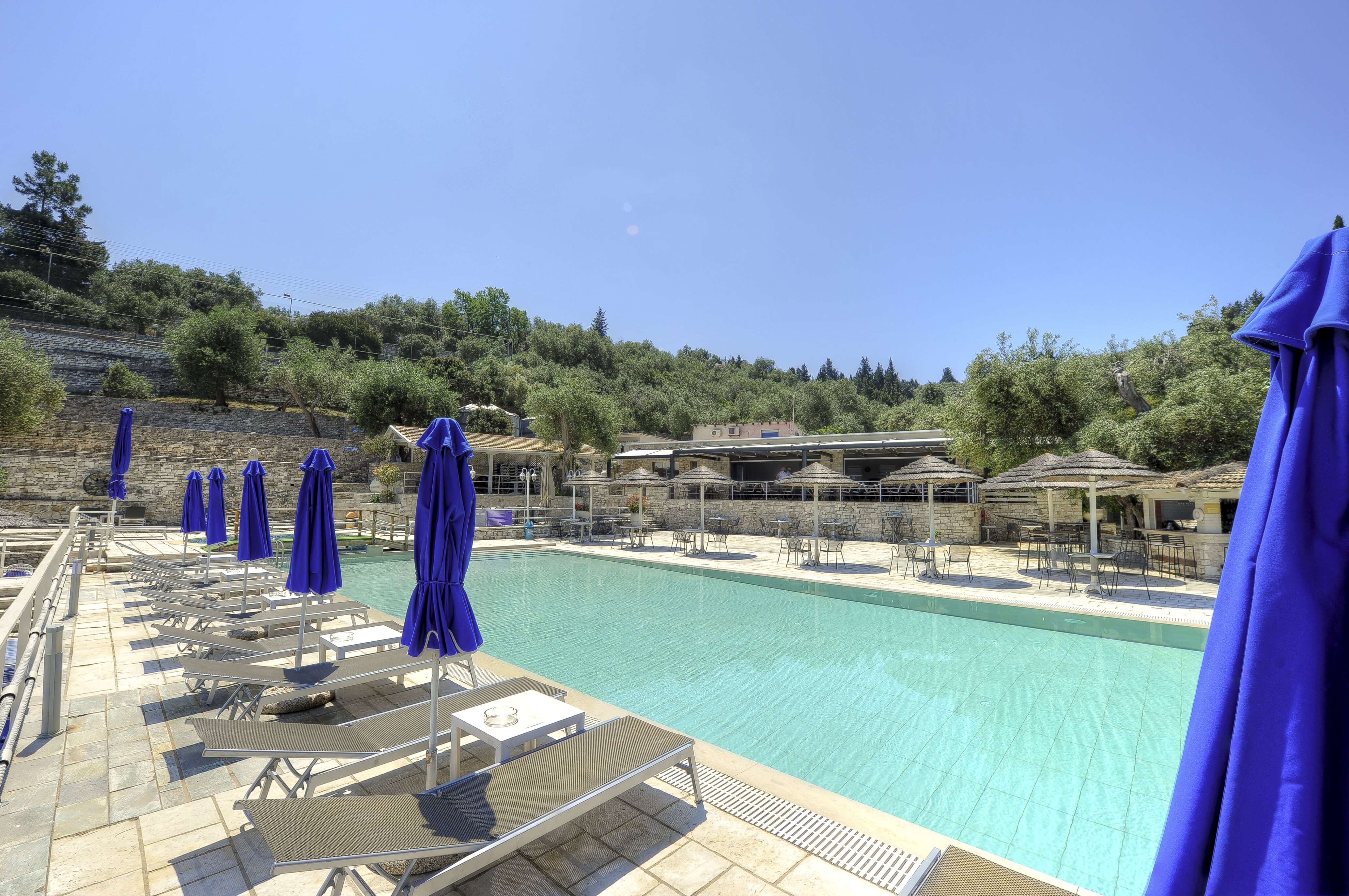 Paxos Beach Hotel - Image 4
