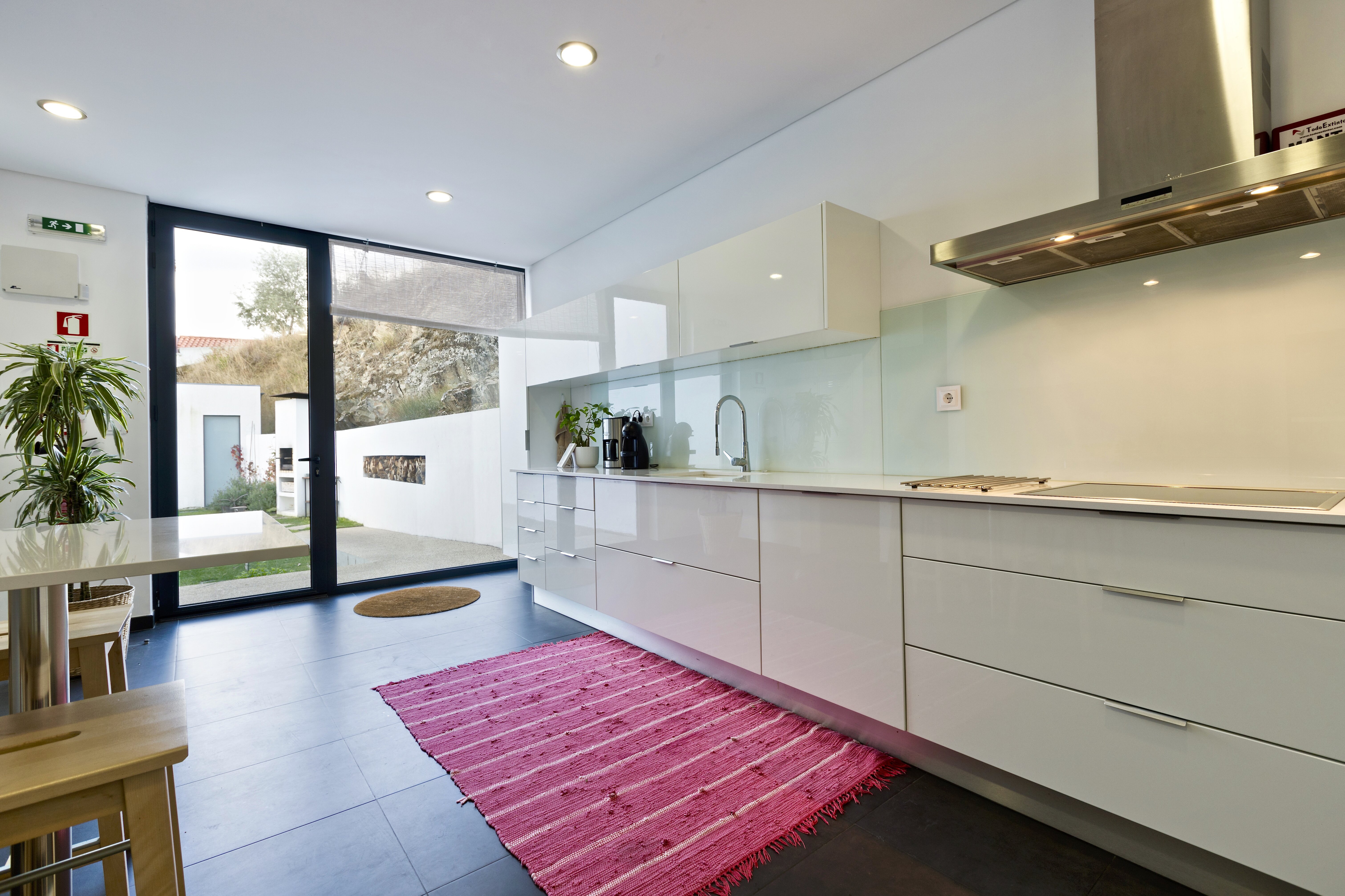 Vineyard House - Image 10