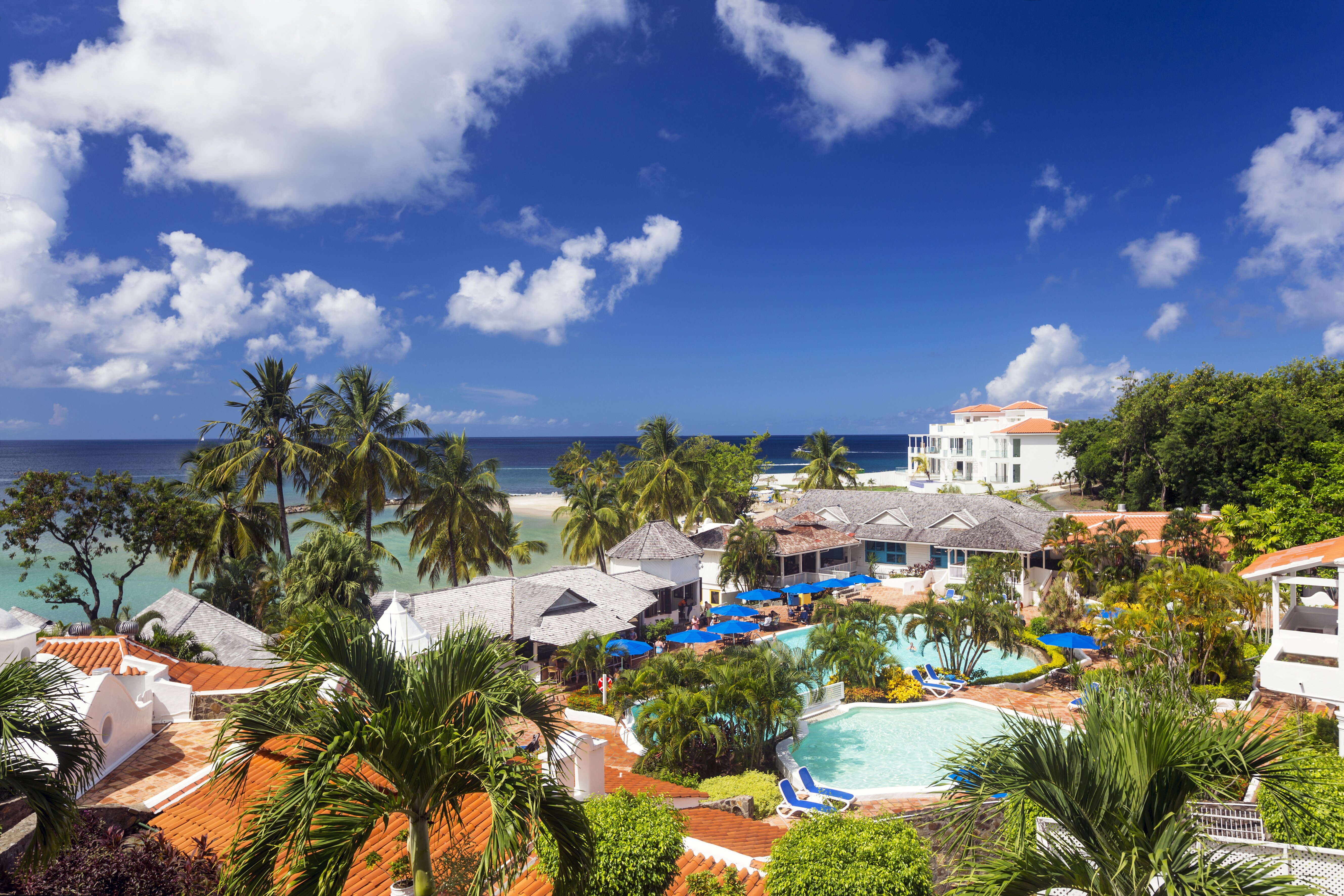 Estate Villa with Pool–3BD - Image 16