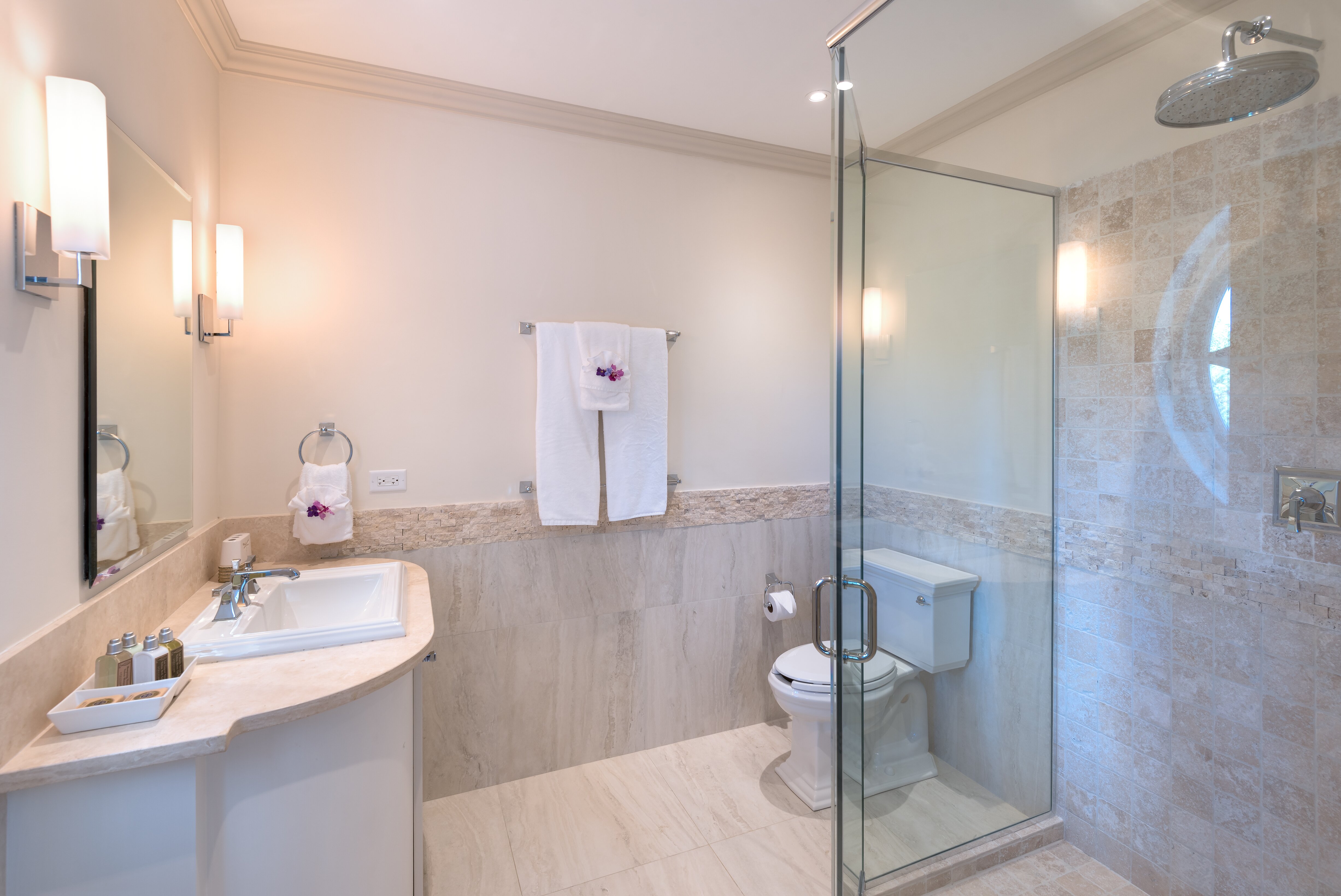 Porter's Villa - Image 12