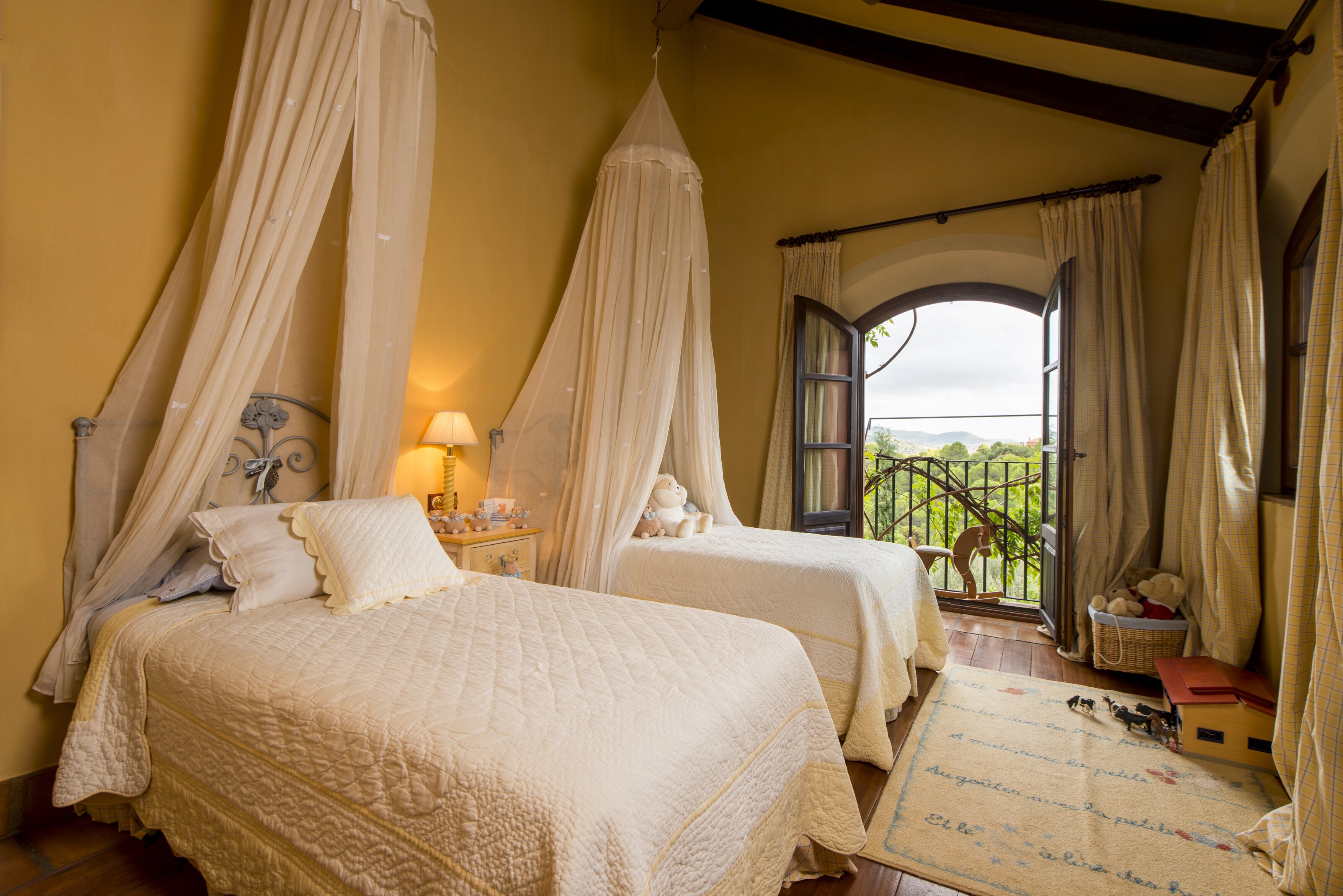 La Casa Roja - Image 14